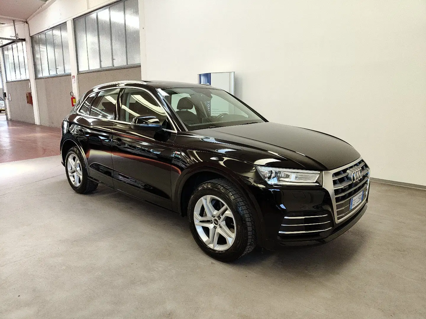 Audi Q5 45 TFSI quattro S line S tronic Tetto Pelle Navi Nero - 2