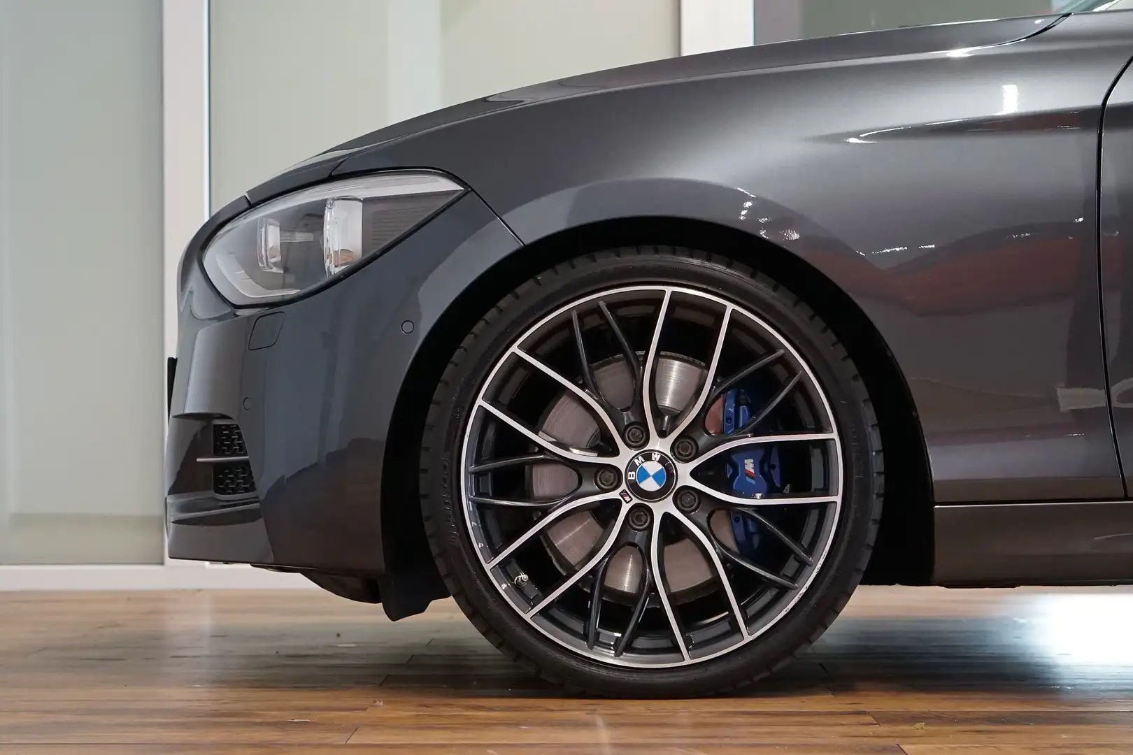 BMW M1 35i xDrive BI-XENON|NAVI|KAMERA|H&K|SD Gris - 2