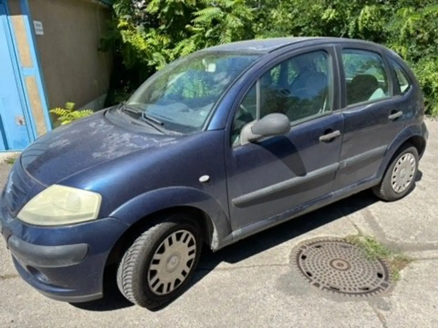 Citroen C3 C3 1.1 X Blau - 2