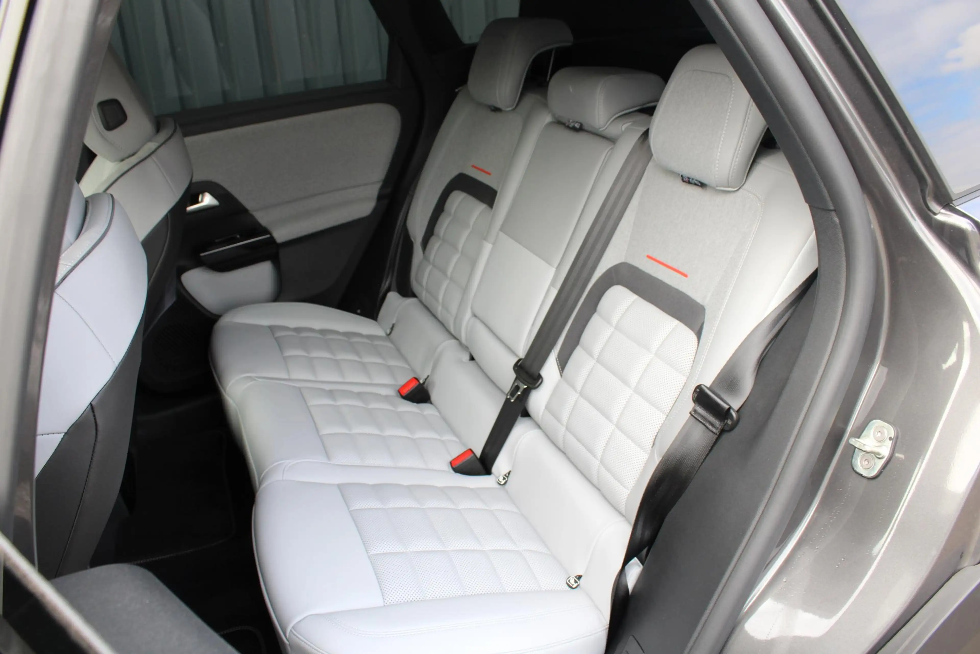 Citroen C5 Aircross 1.6 Plug-In Hybrid 195 Max Navigatie | Carplay | P — photo 14