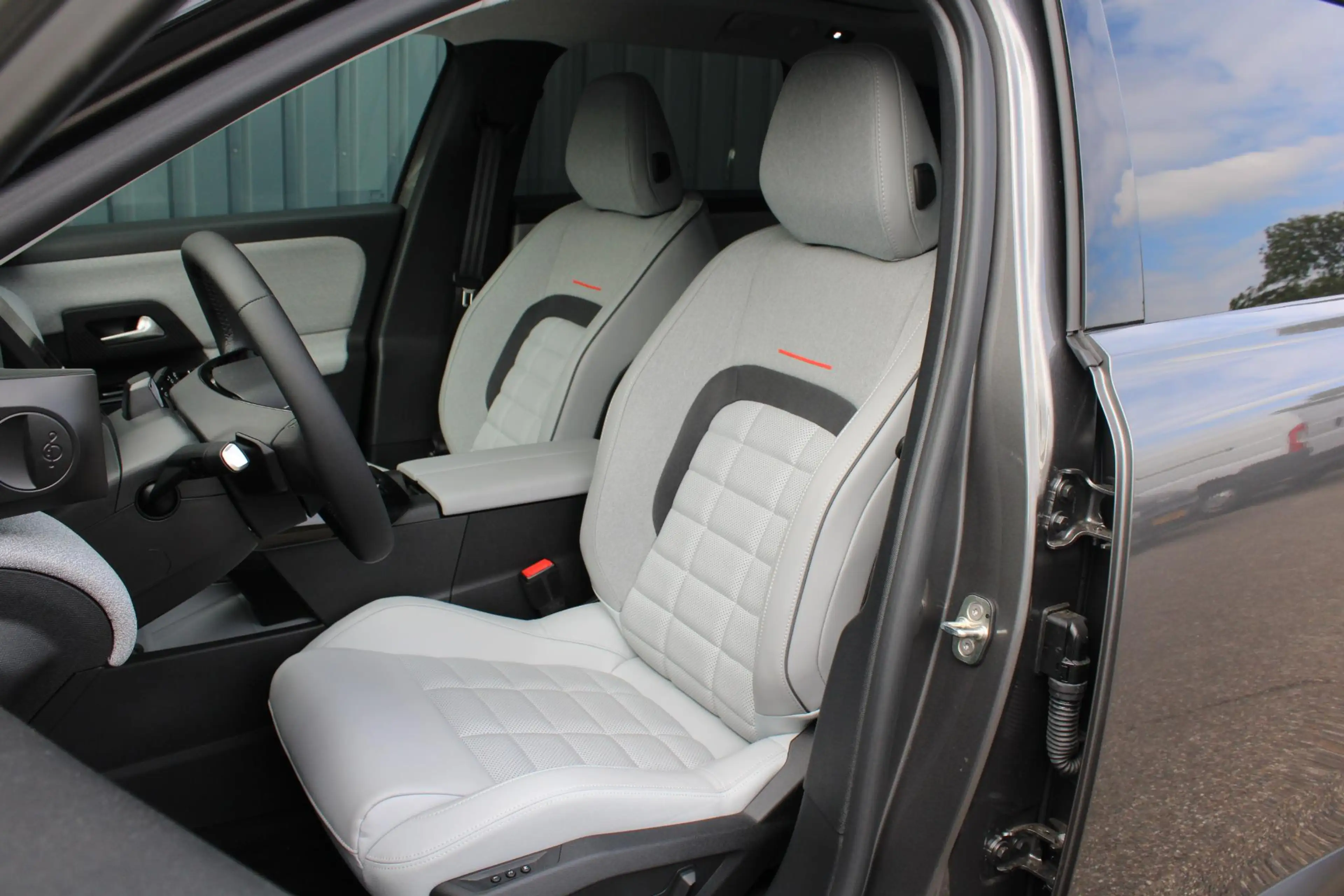 Citroen C5 Aircross 1.6 Plug-In Hybrid 195 Max Navigatie | Carplay | P — photo 13