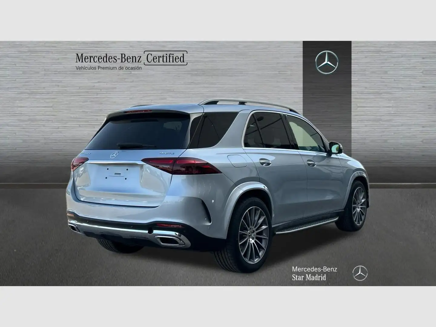 Mercedes-Benz GLE 450 450d 4Matic Aut. Stříbrná - 2