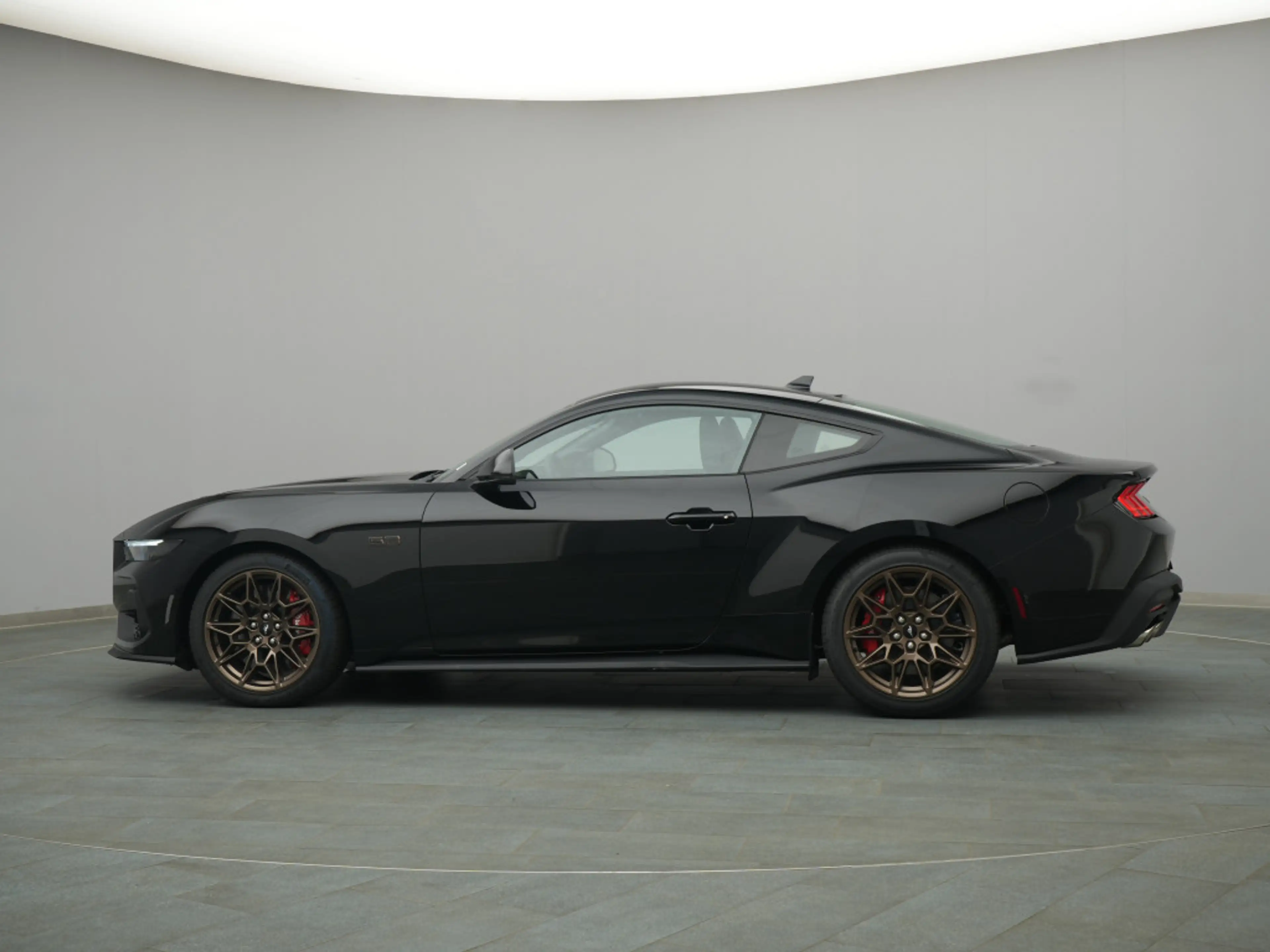 Ford Mustang GT Coupé V8 446PS Aut./MagneRide — photo 3