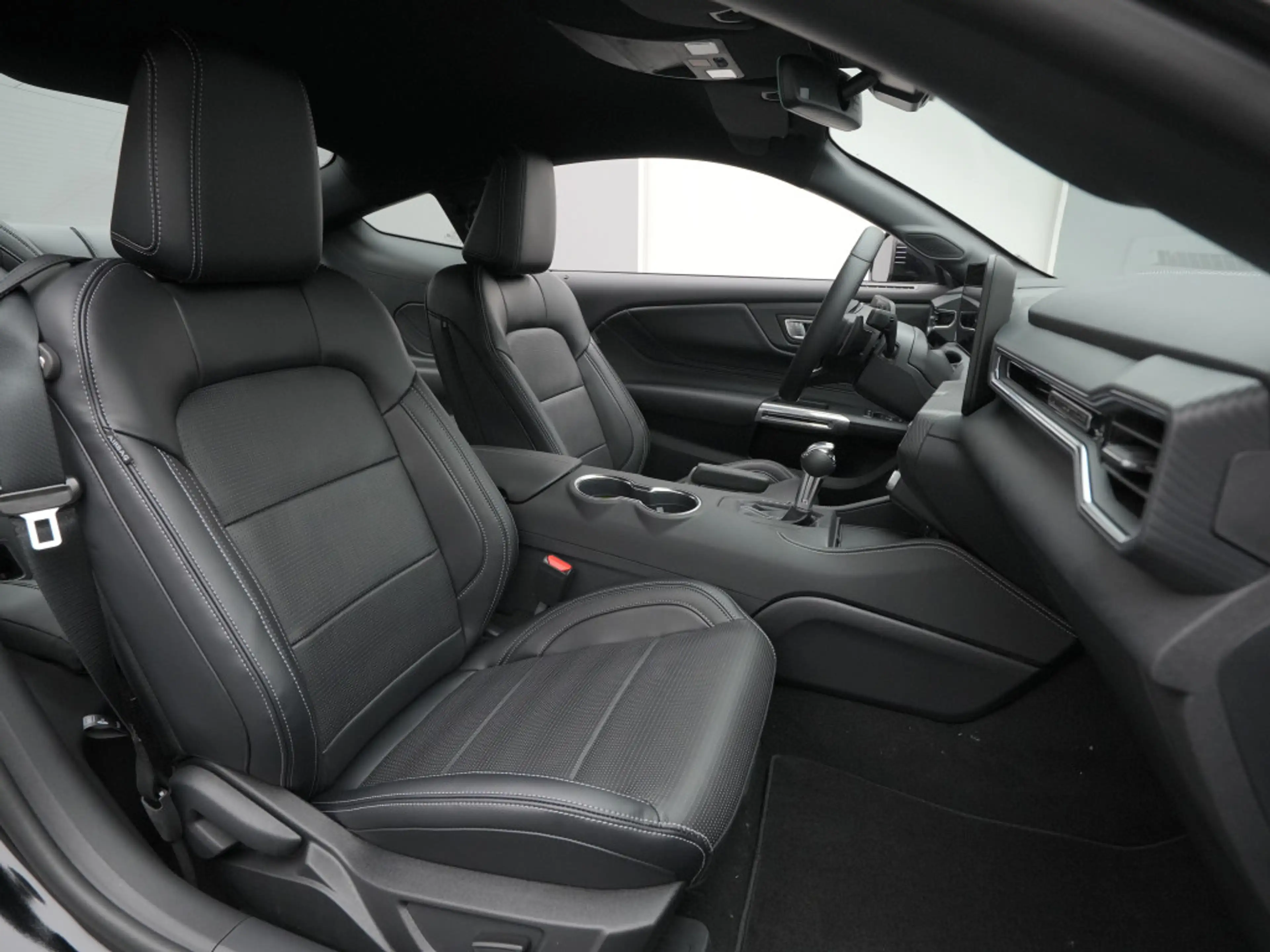 Ford Mustang GT Coupé V8 446PS Aut./MagneRide — photo 13