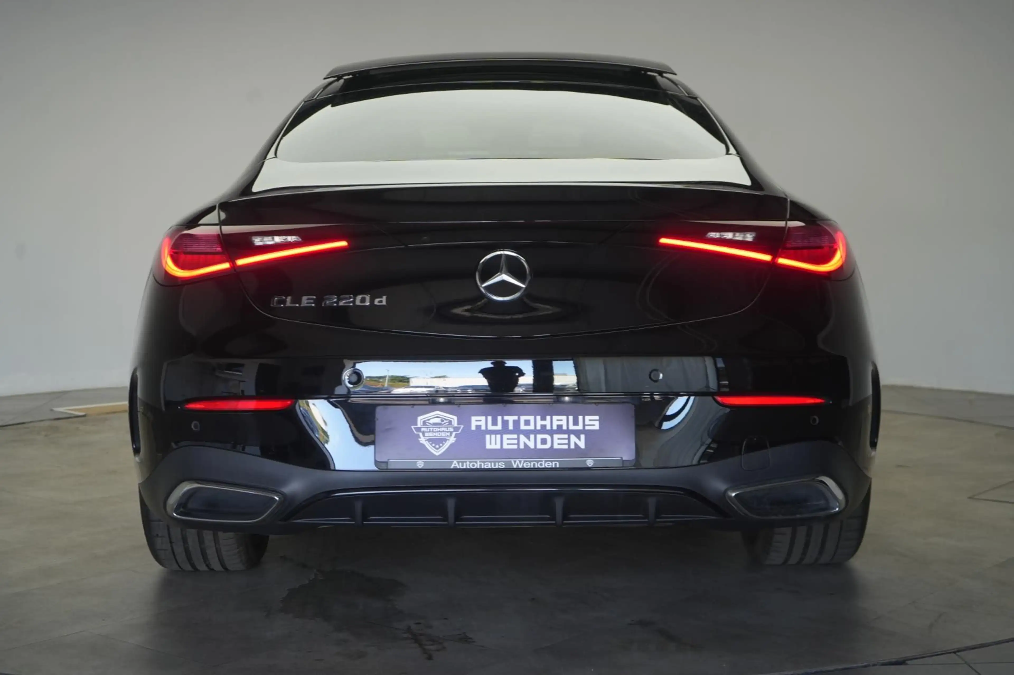 Mercedes-Benz CLE 220 d Coupe 9G-Tronic Kamera/Memory/Distroni — photo 4