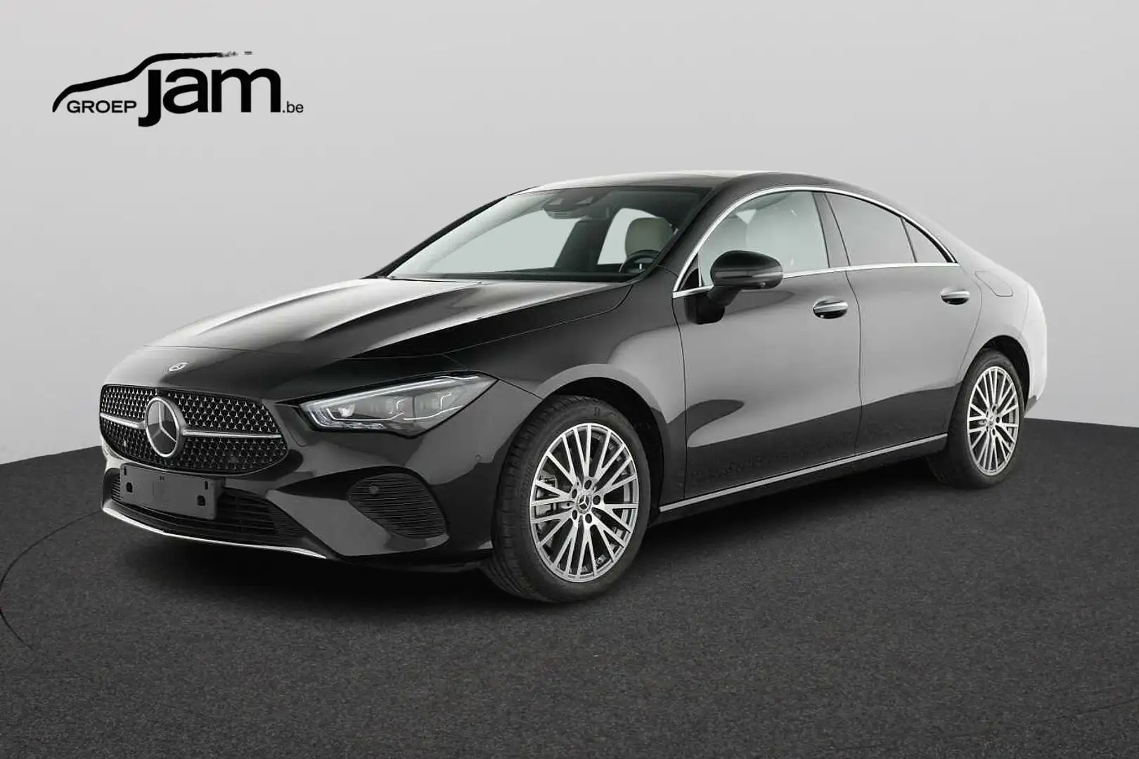 Mercedes-Benz CLA 250 e Pano/model 2024 Černá - 1