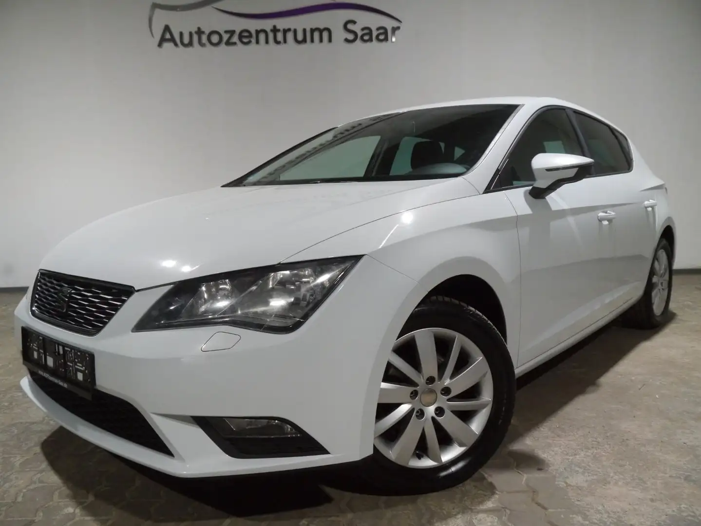 SEAT Leon Reference Klima Sitzheizung Tempomat PDC BT Weiß - 1