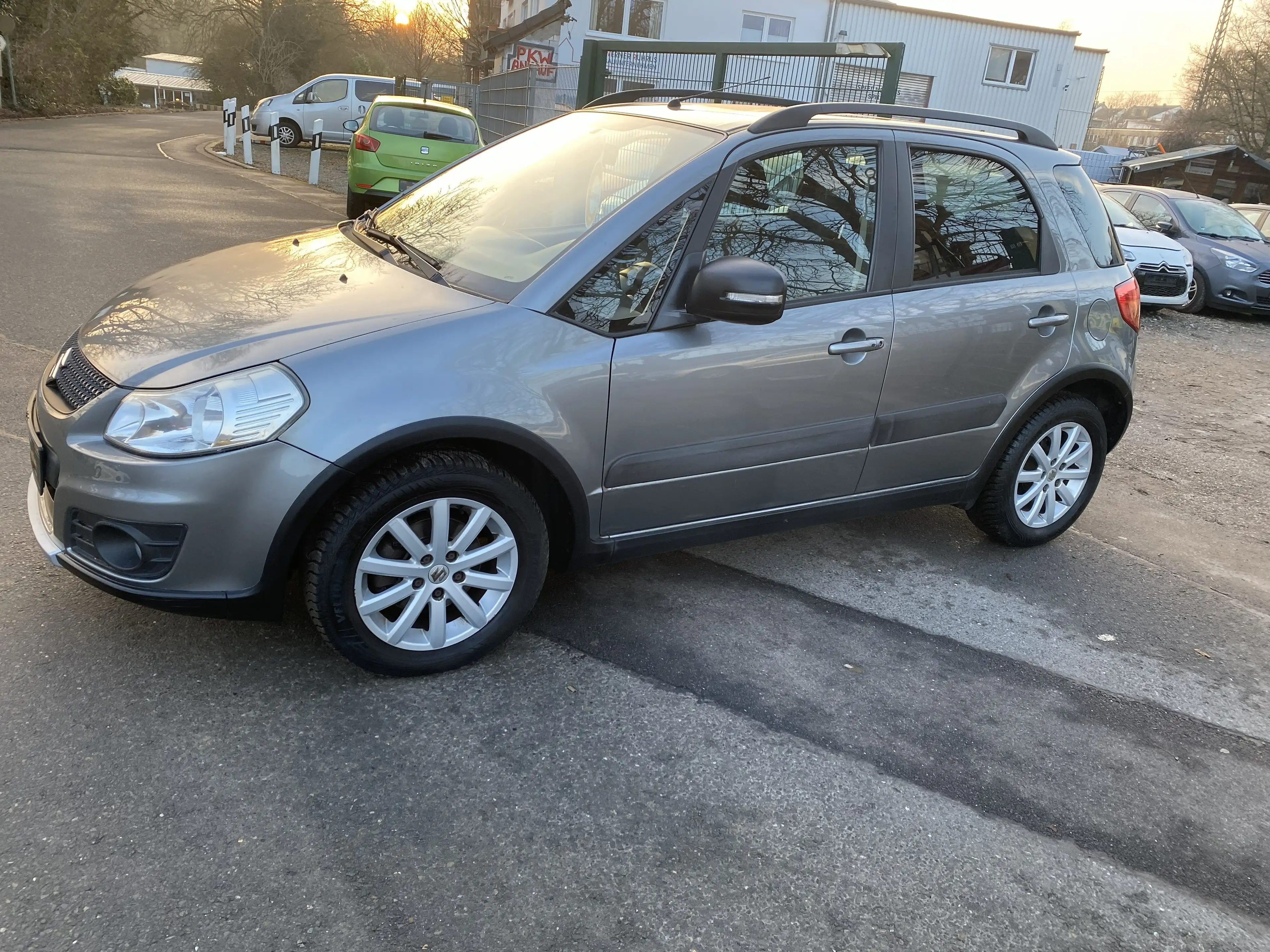 Suzuki SX4 Style 1,6 VVT Automatik — photo 3