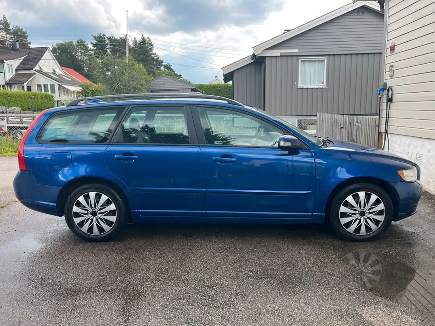 Volvo V50 2.4i - 170 Momentum - 2
