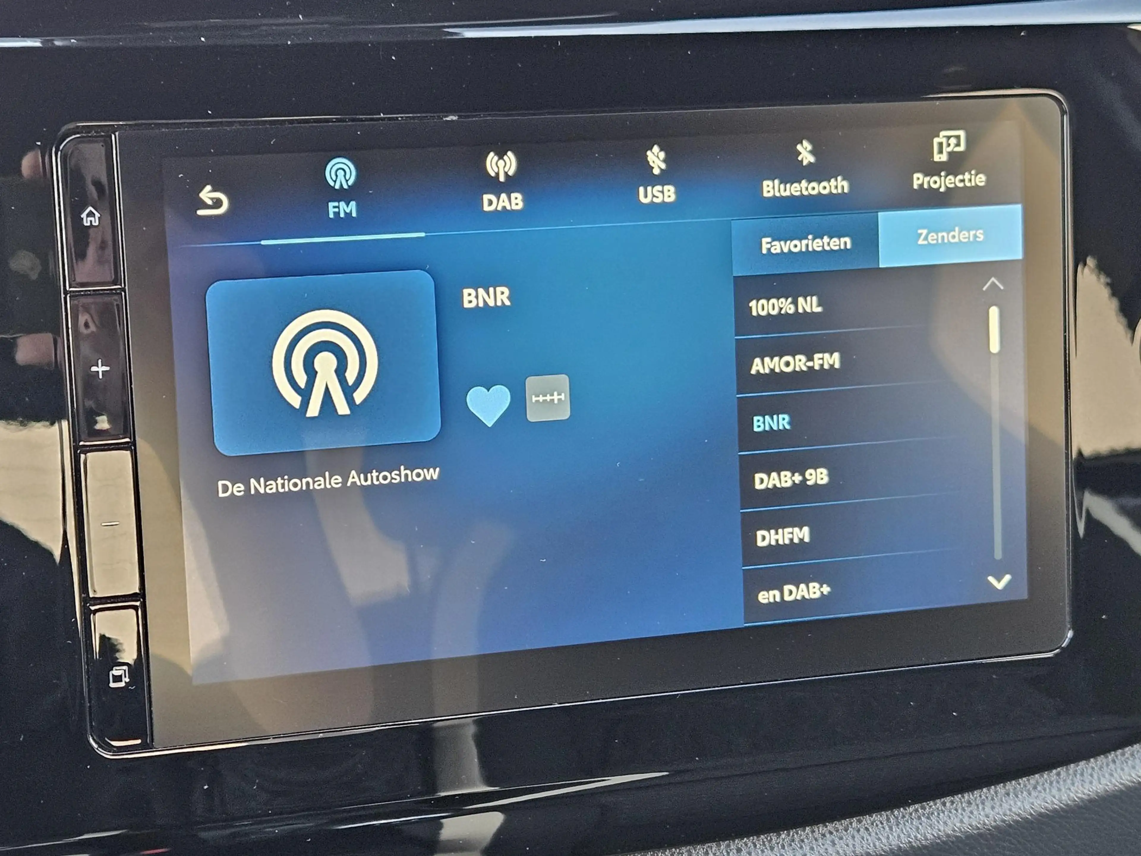 Toyota Aygo X 1.0 VVT-i MT Pulse Two Tone Fabrieksgarantie — photo 16