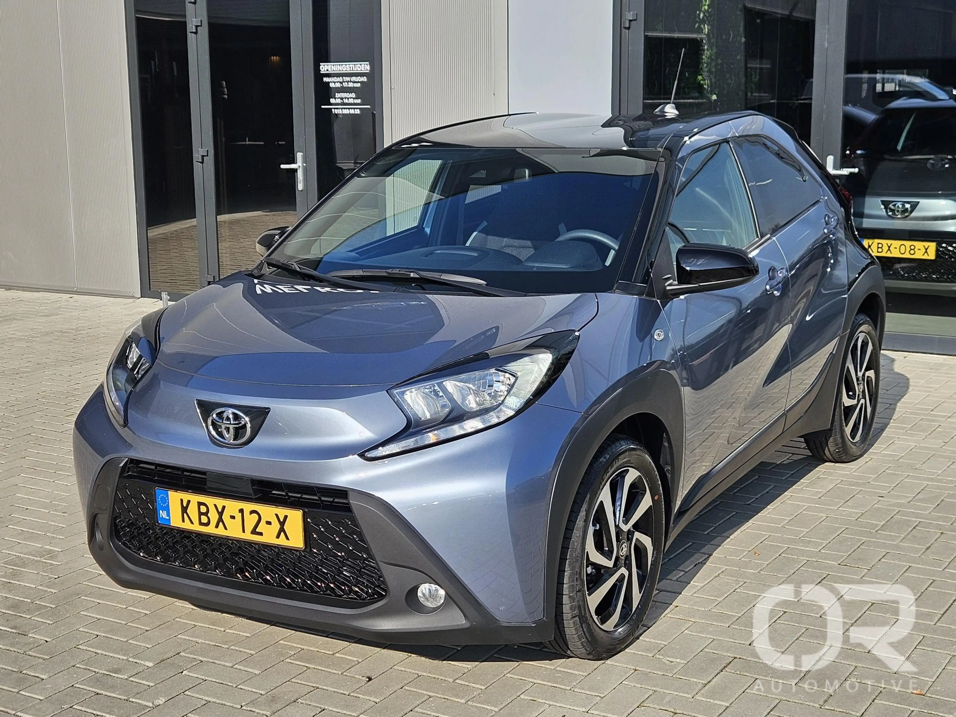 Toyota Aygo X 1.0 VVT-i MT Pulse Two Tone Fabrieksgarantie