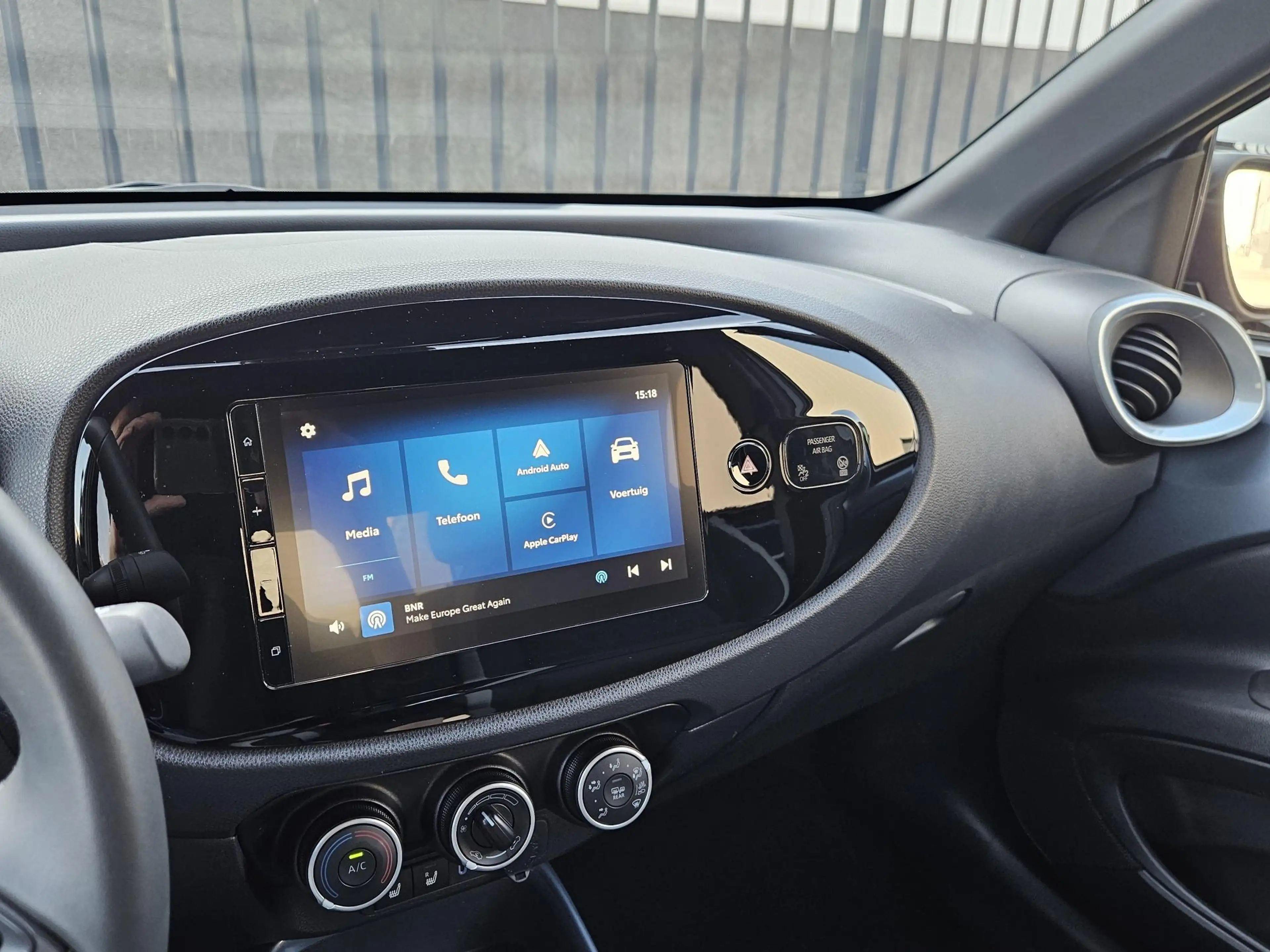 Toyota Aygo X 1.0 VVT-i MT Pulse Two Tone Fabrieksgarantie — photo 13