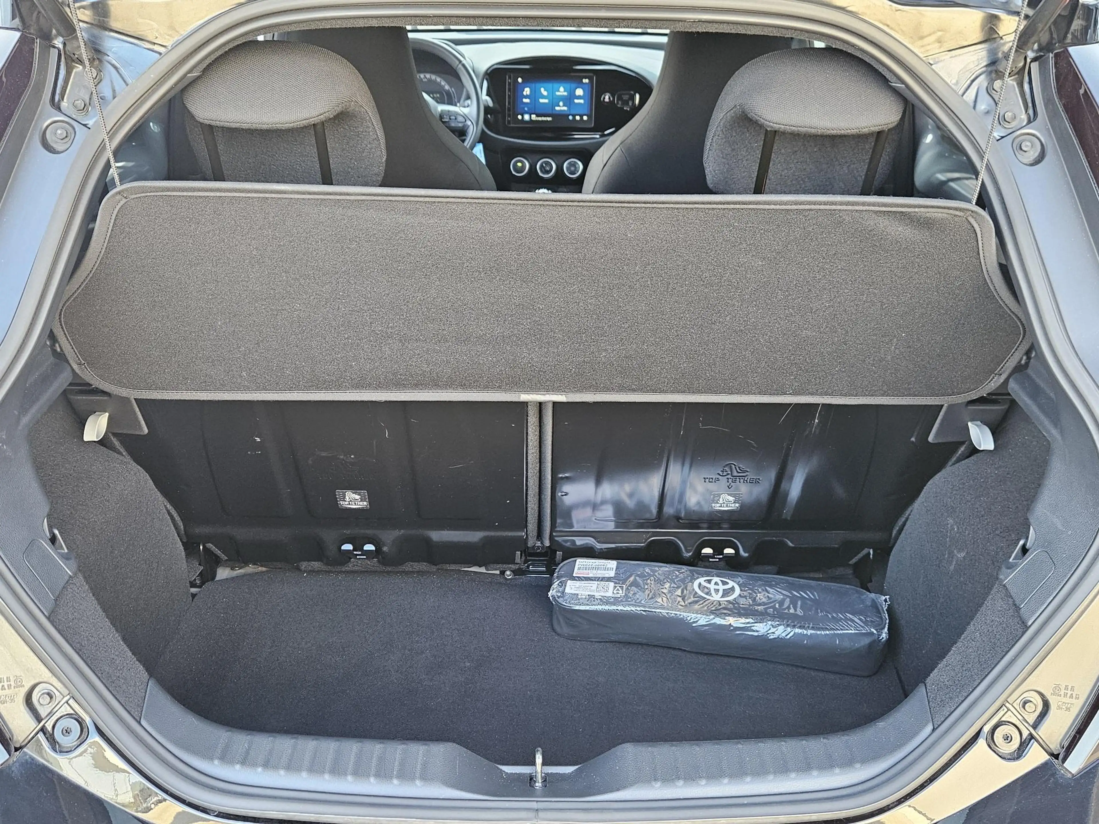 Toyota Aygo X 1.0 VVT-i MT Pulse Two Tone Fabrieksgarantie — photo 28