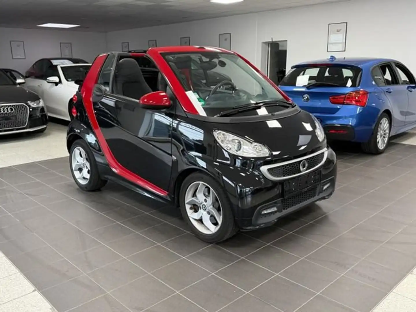 smart forTwo Smart ForTwo fortwo cabrio Micro Hybrid Drive 52kW Noir - 2