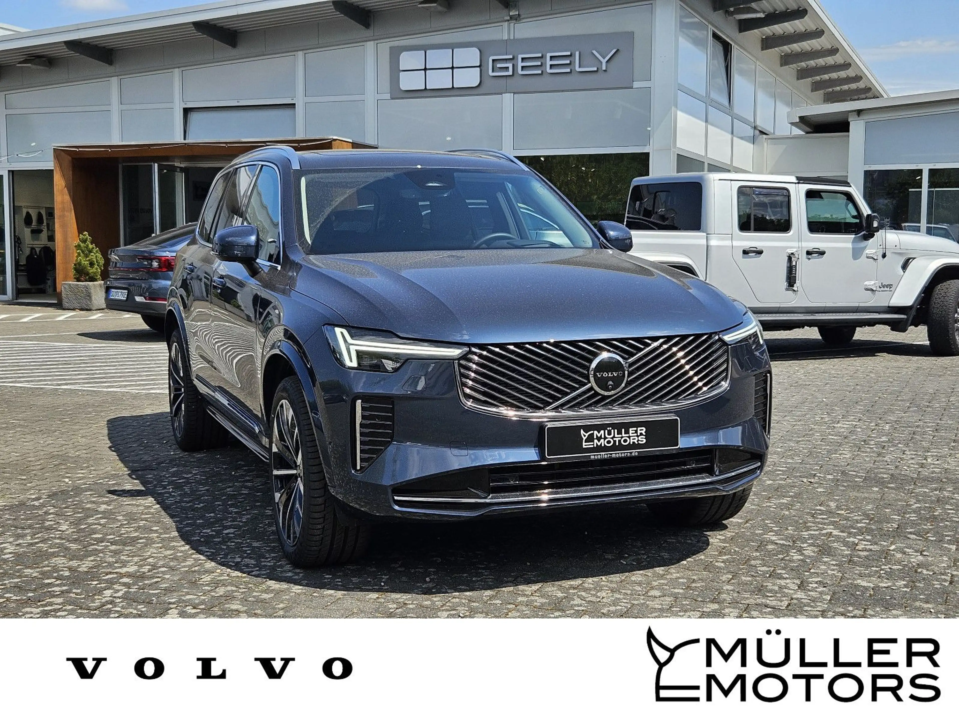 Volvo XC90 Plus Bright AWD Panorama, HeadUp, AHK — photo 2