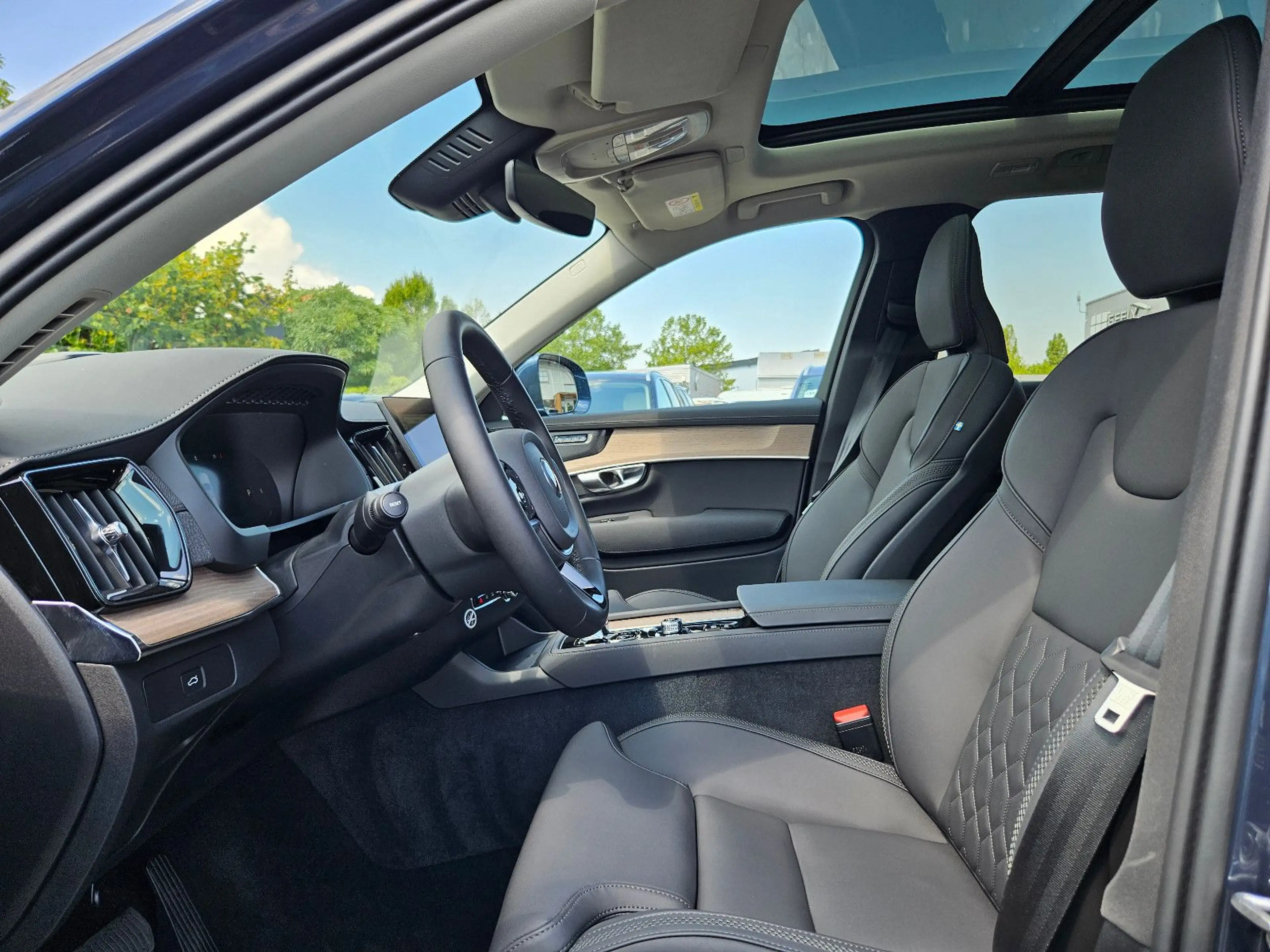 Volvo XC90 Plus Bright AWD Panorama, HeadUp, AHK — photo 10