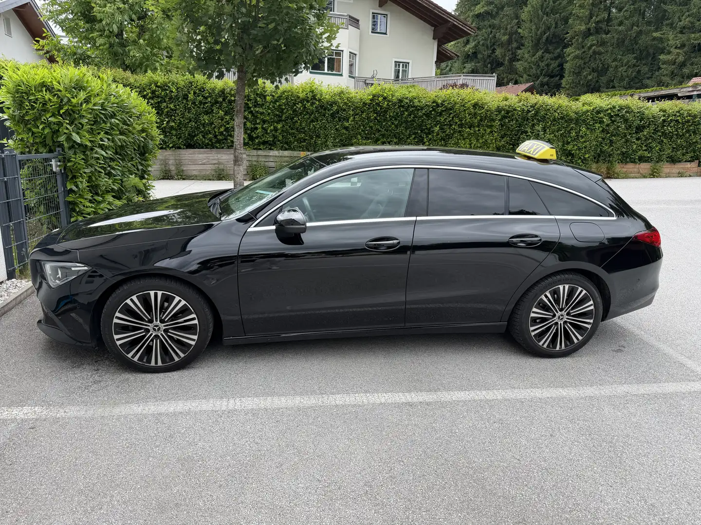 Mercedes-Benz CLA 180 d Shooting Brake Aut. - 2