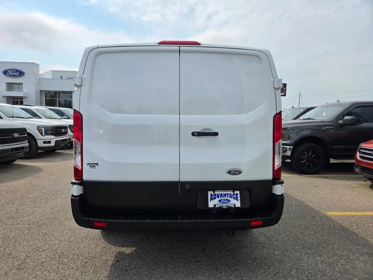 Ford E-Transit снимка Ford E-Transit