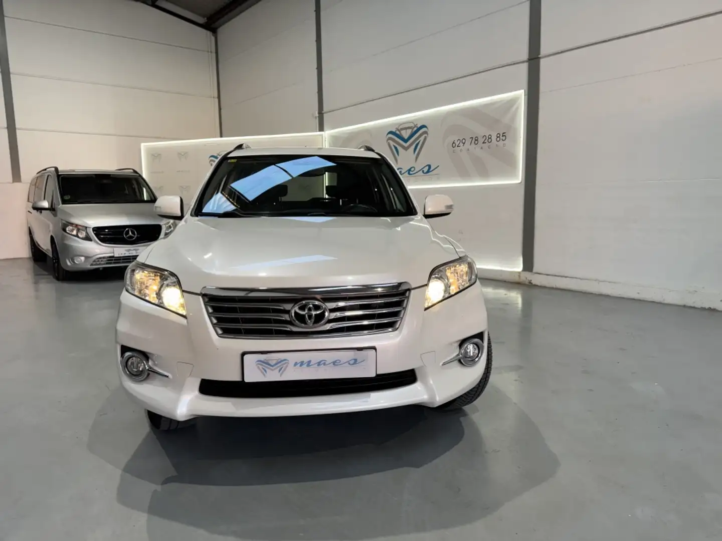 Toyota RAV 4 2.2D-CAT Executive 4x4 CS ADS Blanco - 2