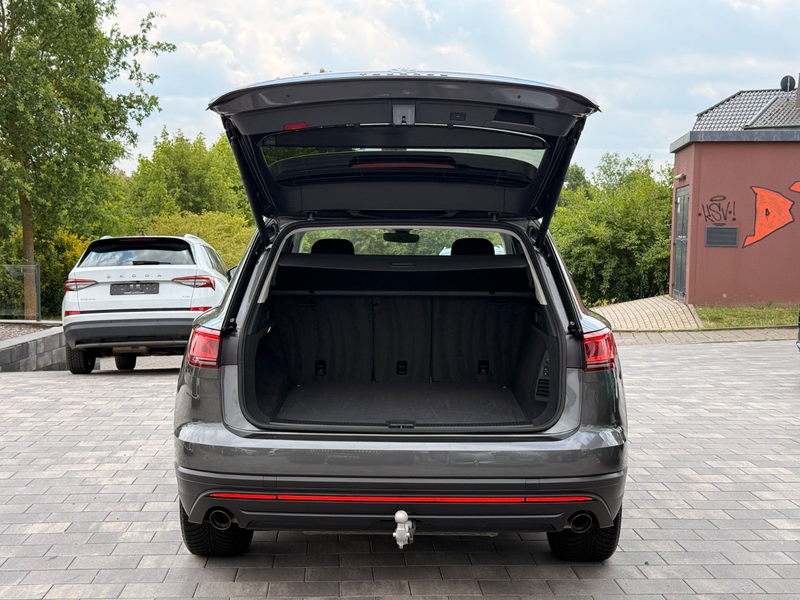 Volkswagen Touareg 3.0 TDI *LUFTFAHRWERK*IQ.DRIVE*ACC*AHK — photo 12