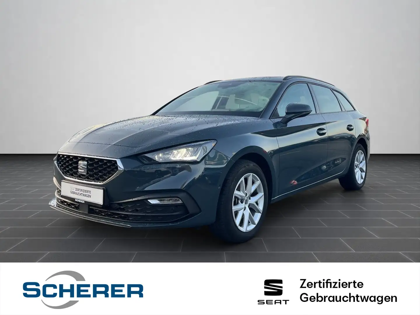 SEAT Leon Sportstourer Style 1.5 eTSI DSG LED CARPLAY Blau - 1