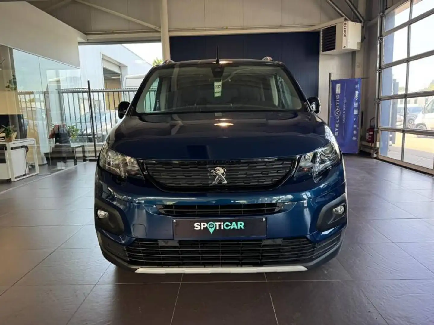 Peugeot Rifter 1 1.2 PureTech 110 S/S Long GT Line Bleu - 2