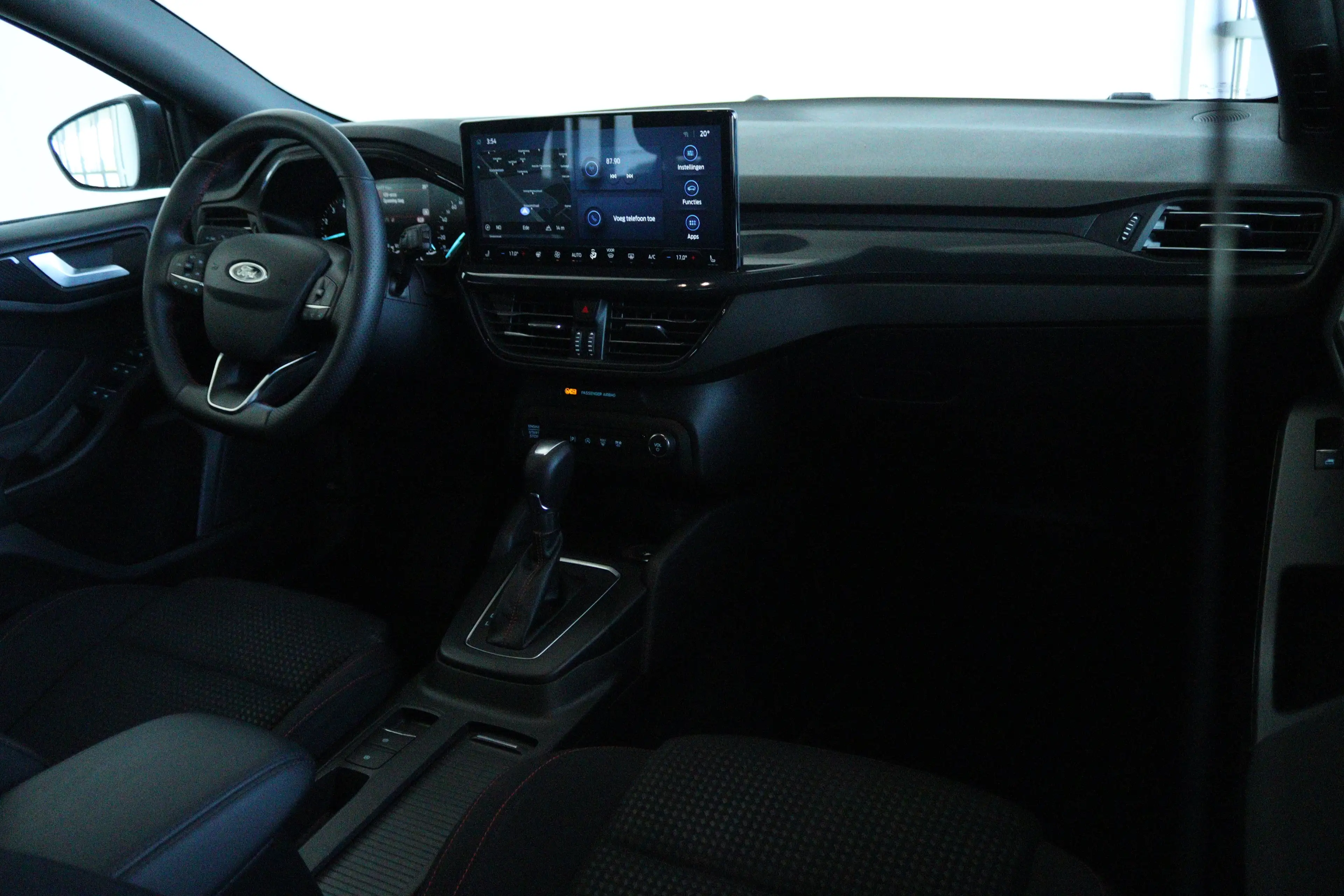 Ford Focus Wagon 1.0EB Hybrid ST Line | NL-AUTO! | 1E EIGENAA — photo 4