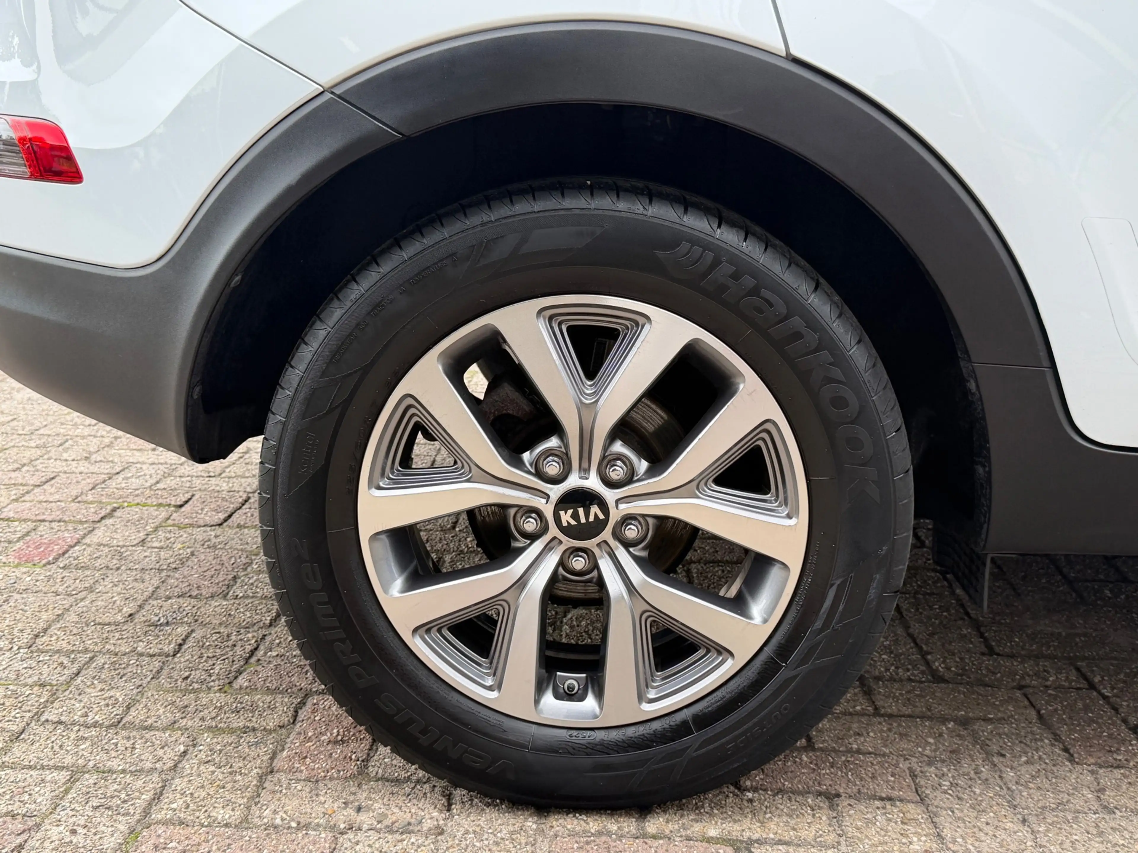 Kia Sportage 1.6 GDI DynamicPlusLine|Navi|Pano|HalfLeder/Suède| — photo 37