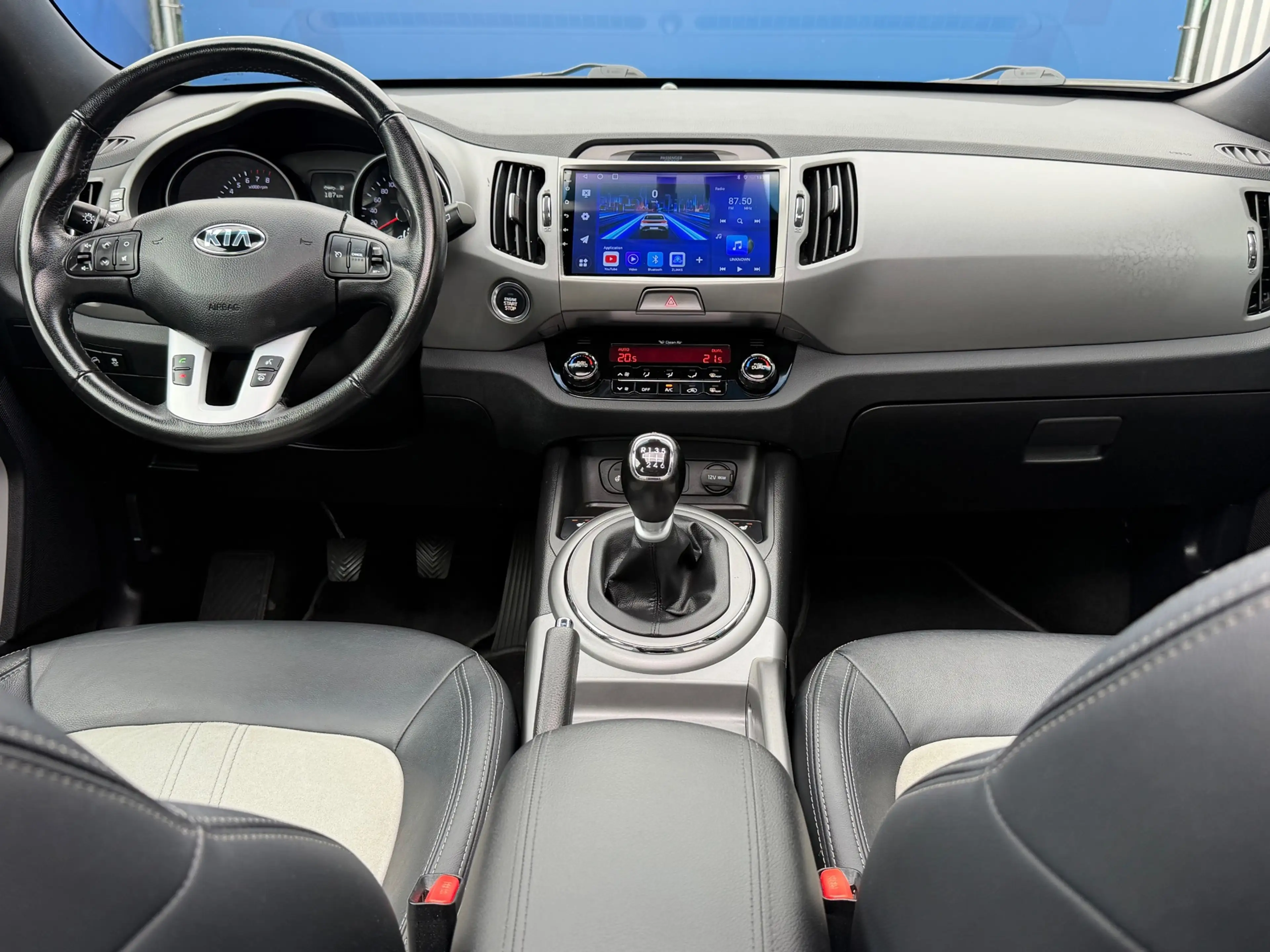 Kia Sportage 1.6 GDI DynamicPlusLine|Navi|Pano|HalfLeder/Suède| — photo 2