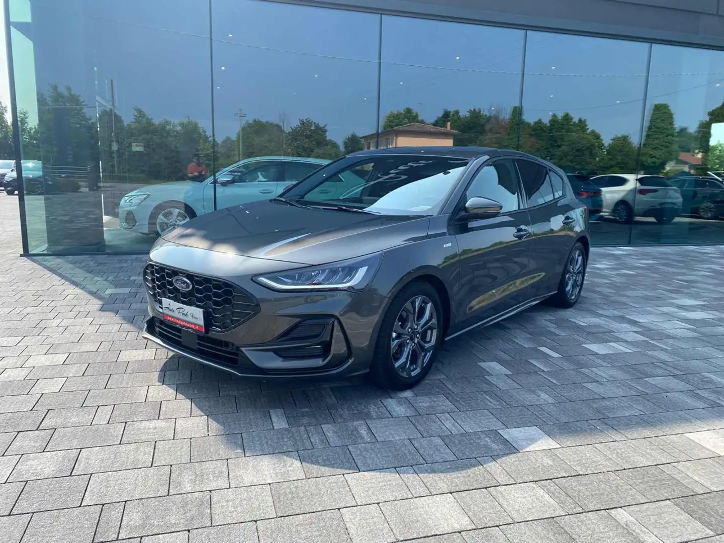 Ford Focus 1.5 EcoBlue 115 CV automatico 5p. ST-Line Grigio - 2