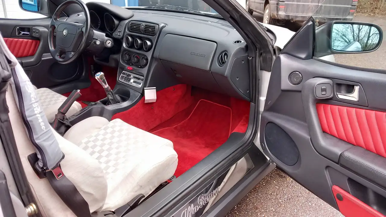 Alfa Romeo Spider 2.0 16V Twin Spark, foto 5