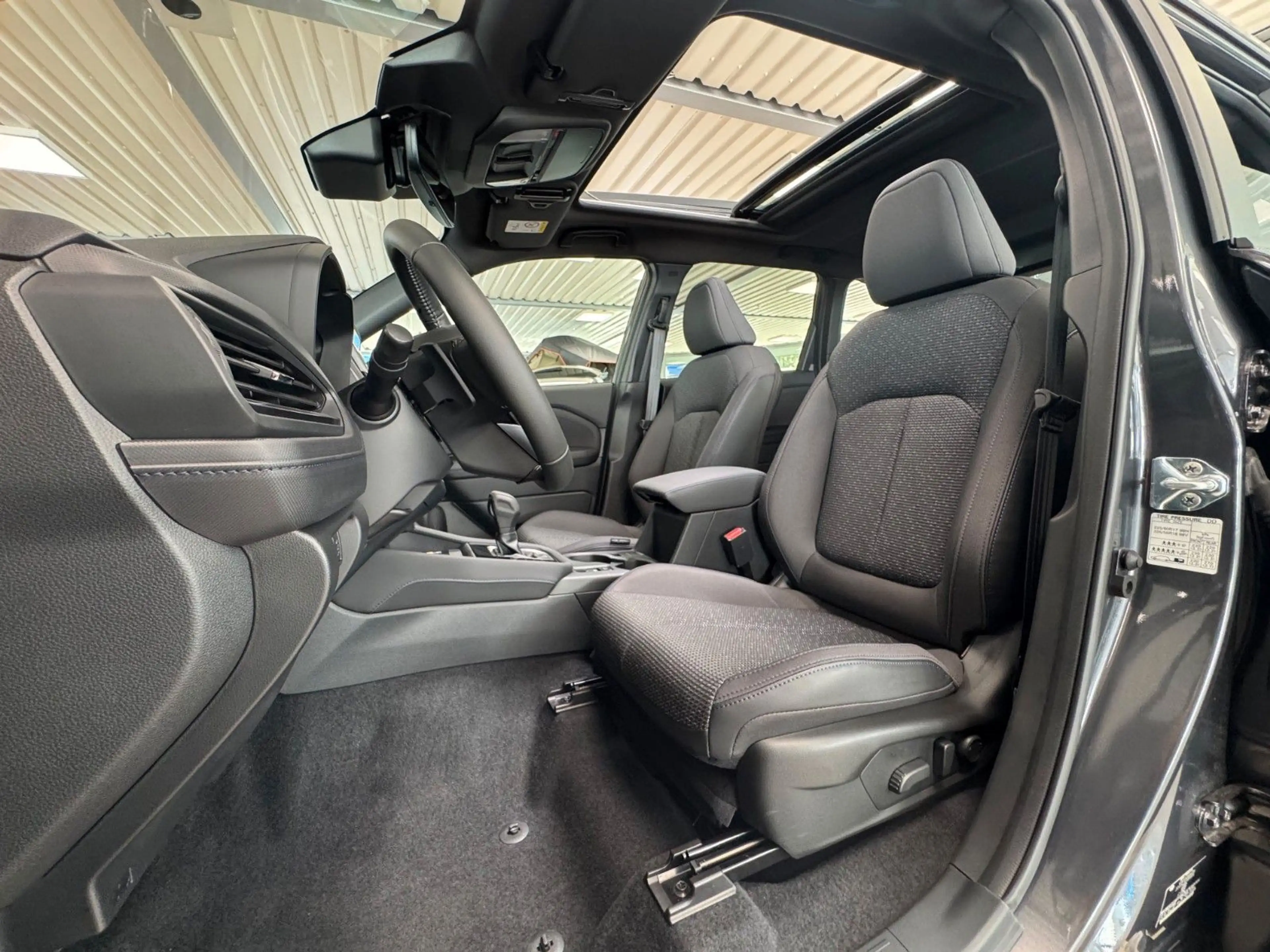 Subaru Forester 2.0ie Exclusive | LED | AWD | Panorama — photo 11