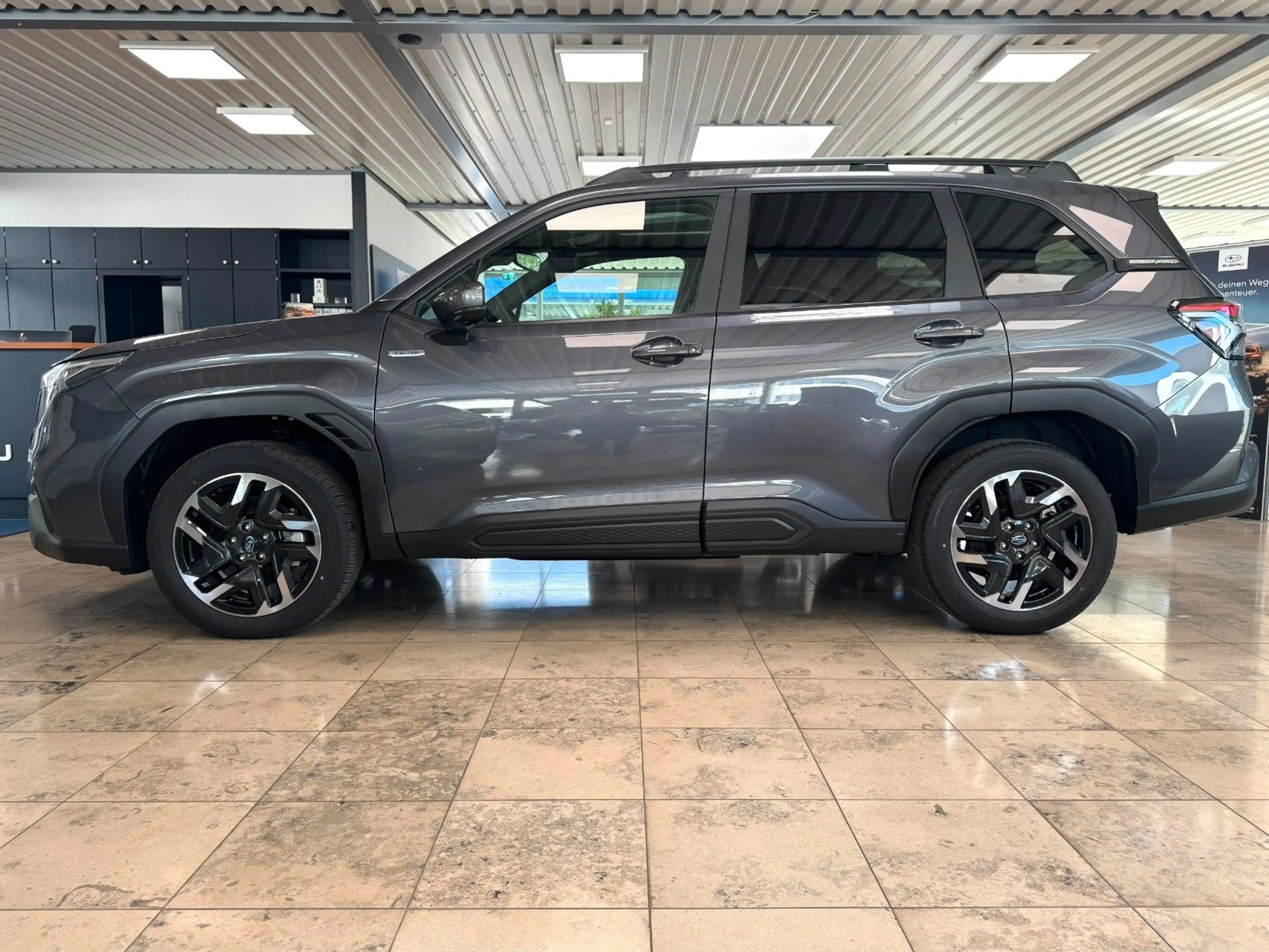 Subaru Forester 2.0ie Exclusive | LED | AWD | Panorama — photo 2