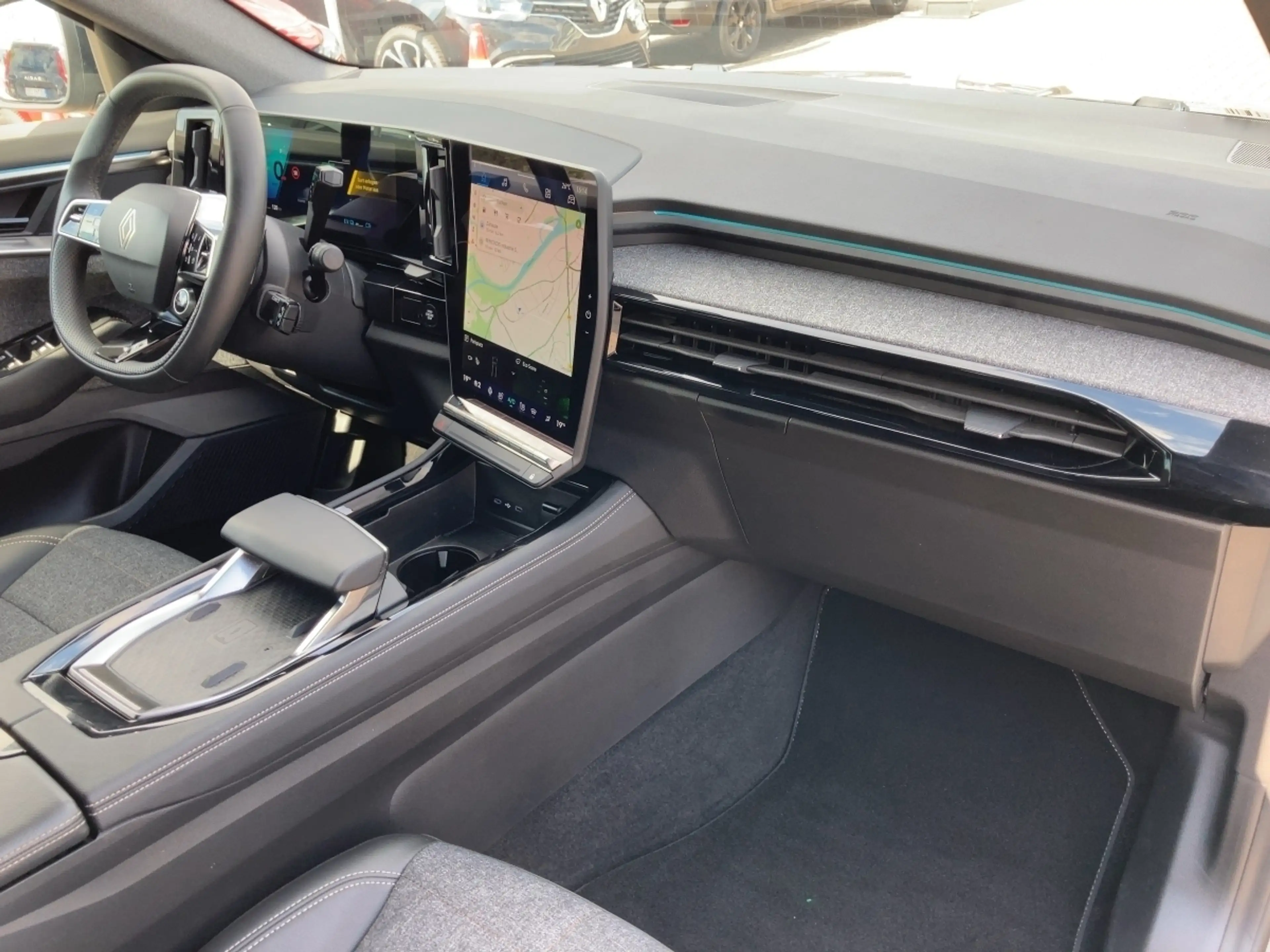 Renault Espace VI 1.2 E-TECH Full Hybrid 200 Techno — photo 10