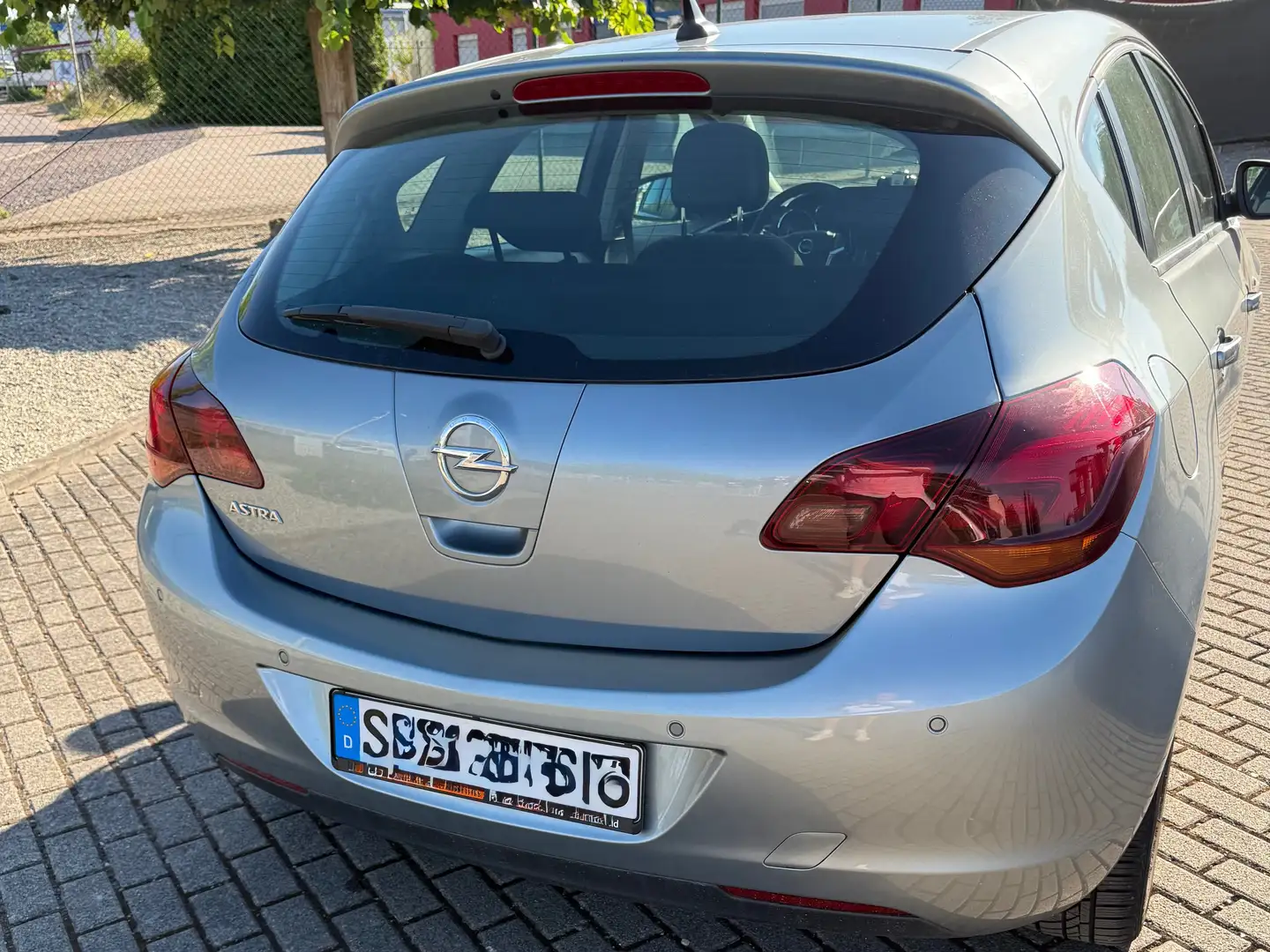 Opel Astra Opel Adtra J 1,6 Ltr. - Automatik - mit Garantie Grau - 2