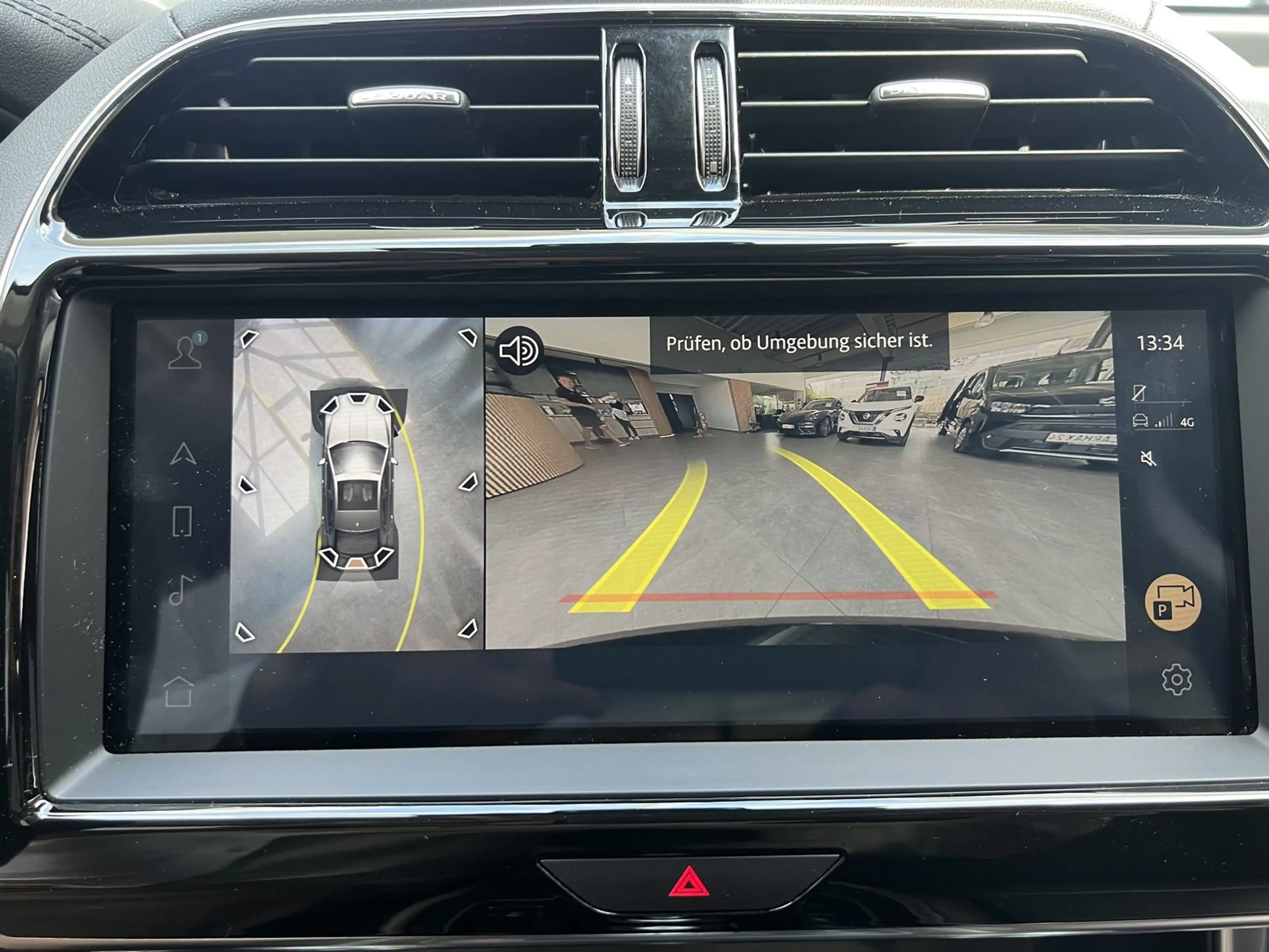 Jaguar XE SE Mild-Hybrid 360° DAB+ CarPlay Ionisator — photo 3