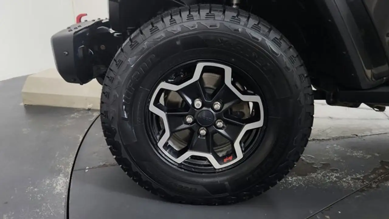 Jeep Gladiator снимка Jeep Gladiator
