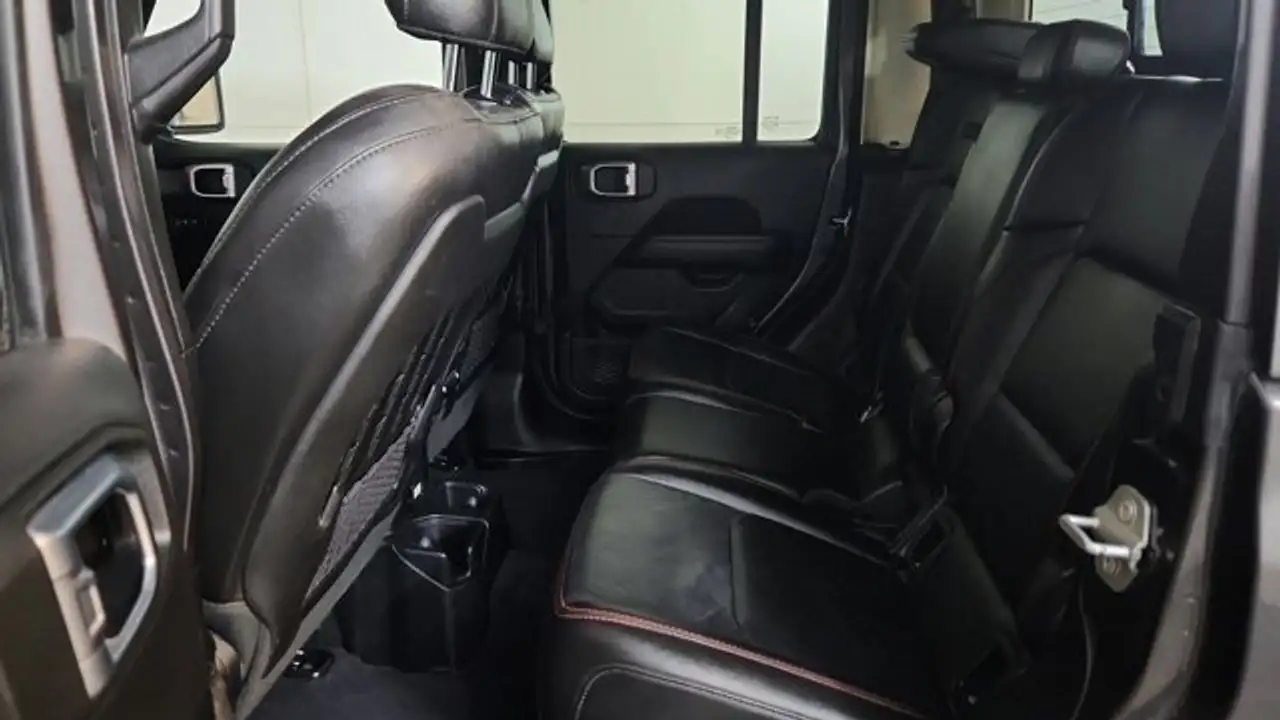 Jeep Gladiator снимка Jeep Gladiator