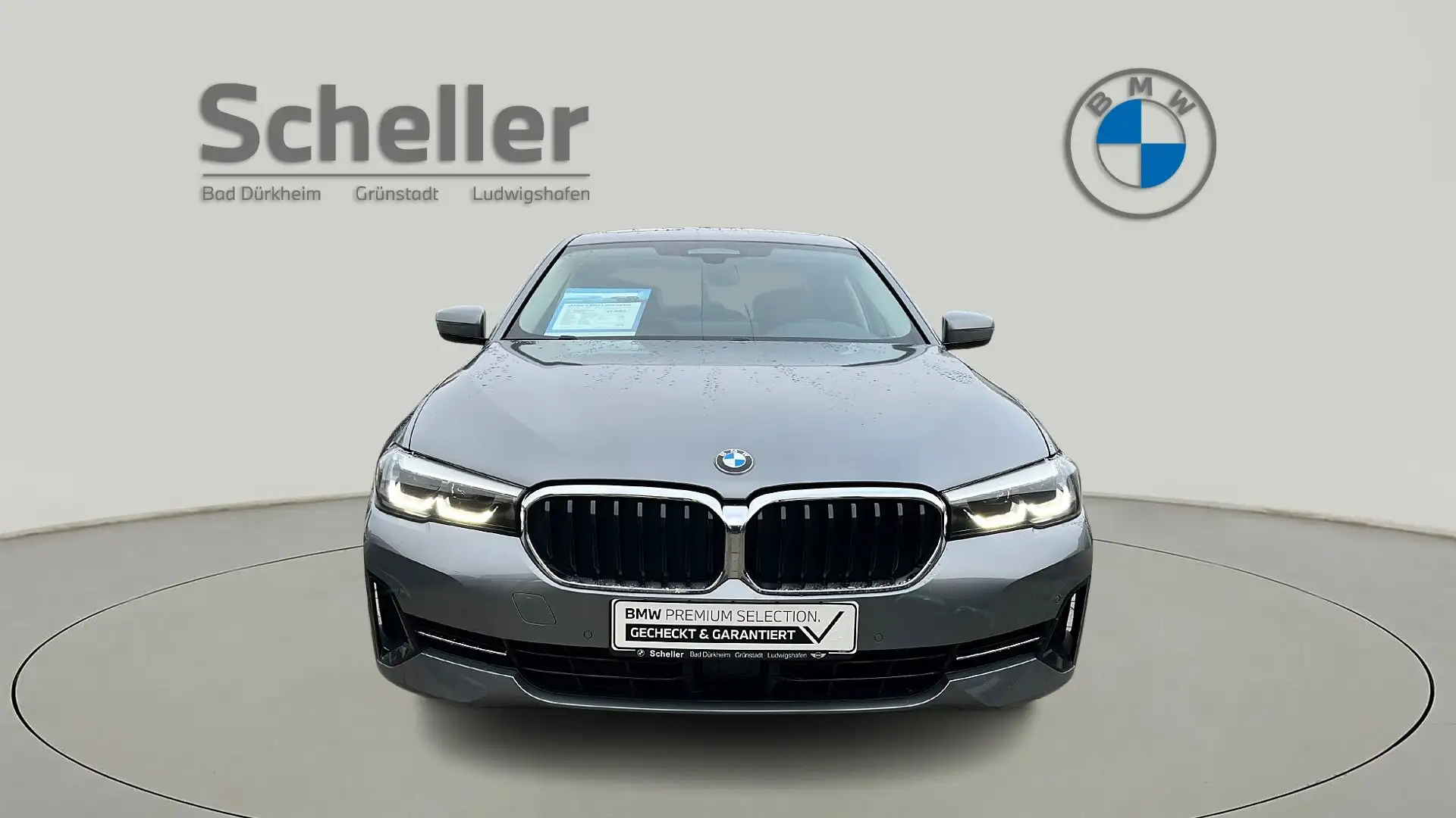 BMW 530 d Limousine LED Navi RFK Shz Grau - 2