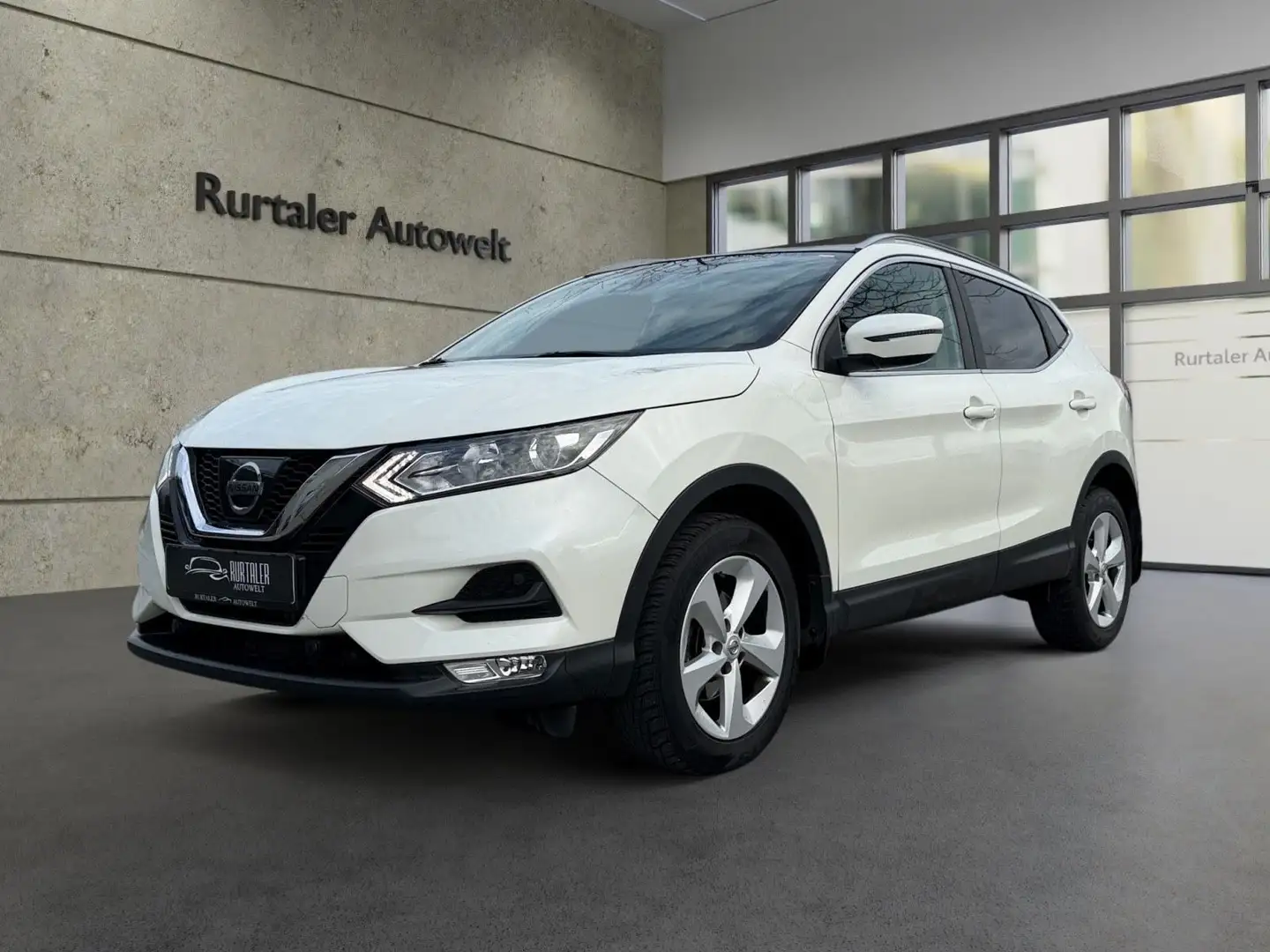 Nissan Qashqai Visia *KLIMAAUT*NAVI*PANO.*RFK*BLUET*TÜV Blanc - 1