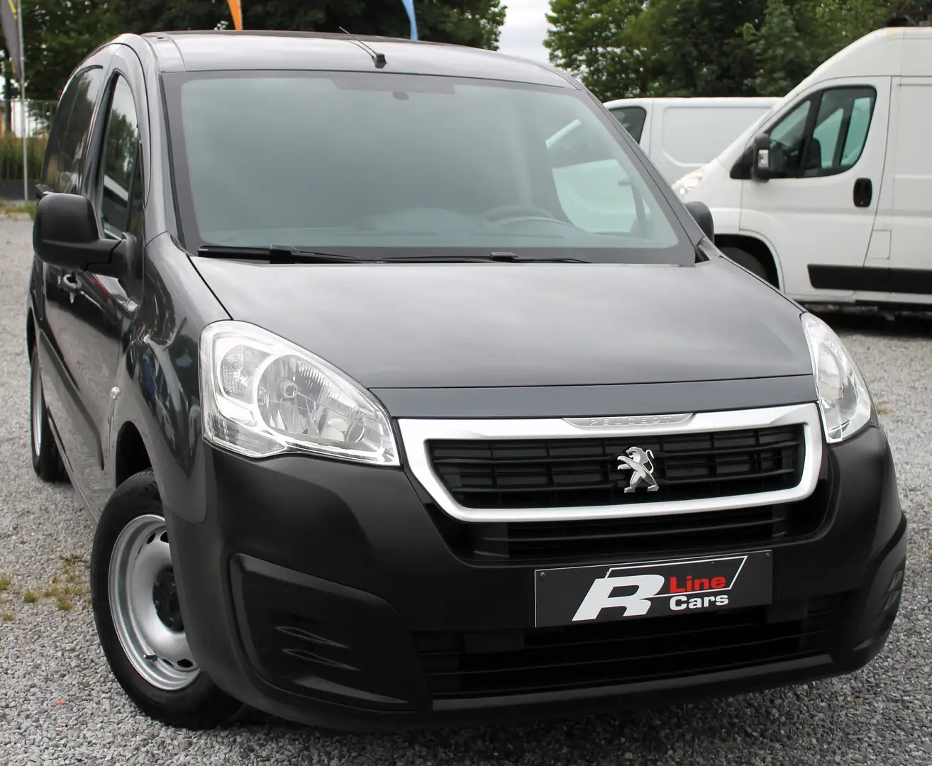 Peugeot Partner 1.6 HDi UTILITAIRE CLIMATISATION 12 MOIS GRT Gris - 2