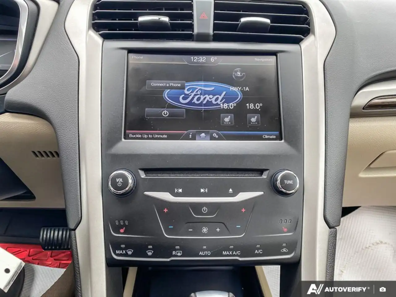 Ford Fusion снимка Ford Fusion