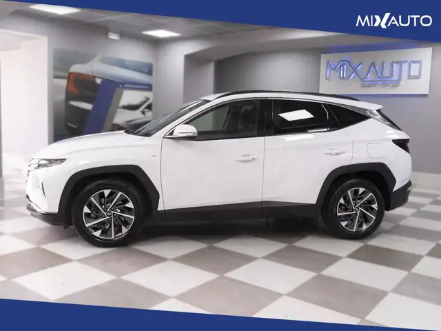 Hyundai Tucson view 3
