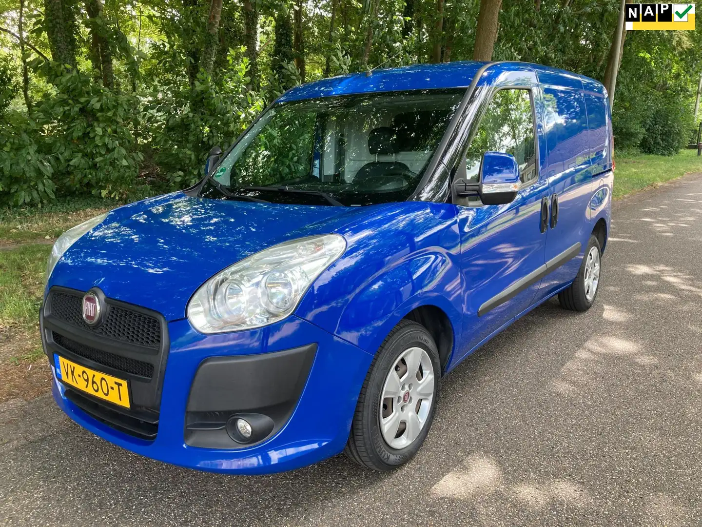 Fiat Doblo Cargo 1.6 MultiJet SX, airco, cruise cntr, euro 5, Blauw - 1