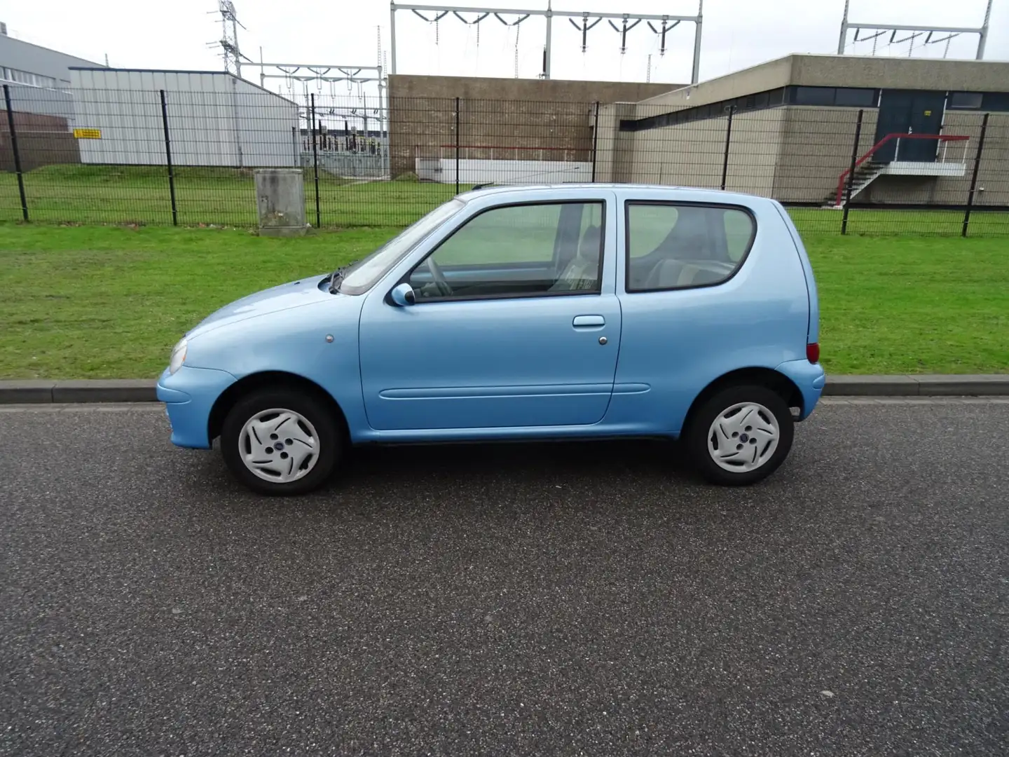 Fiat 600 1.1 Young Blauw - 2