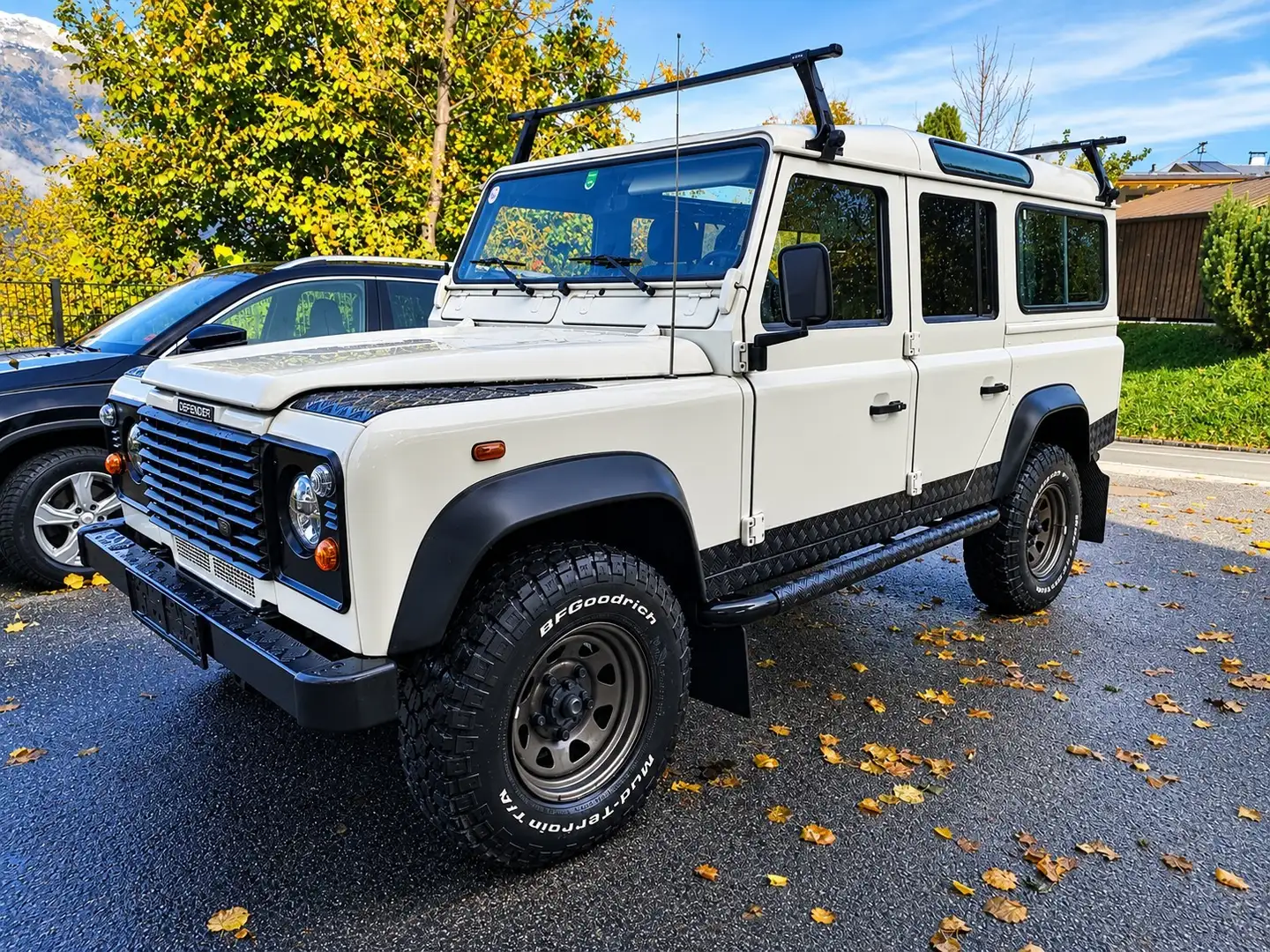 Land Rover Defender 110 E Station Wagon - 2