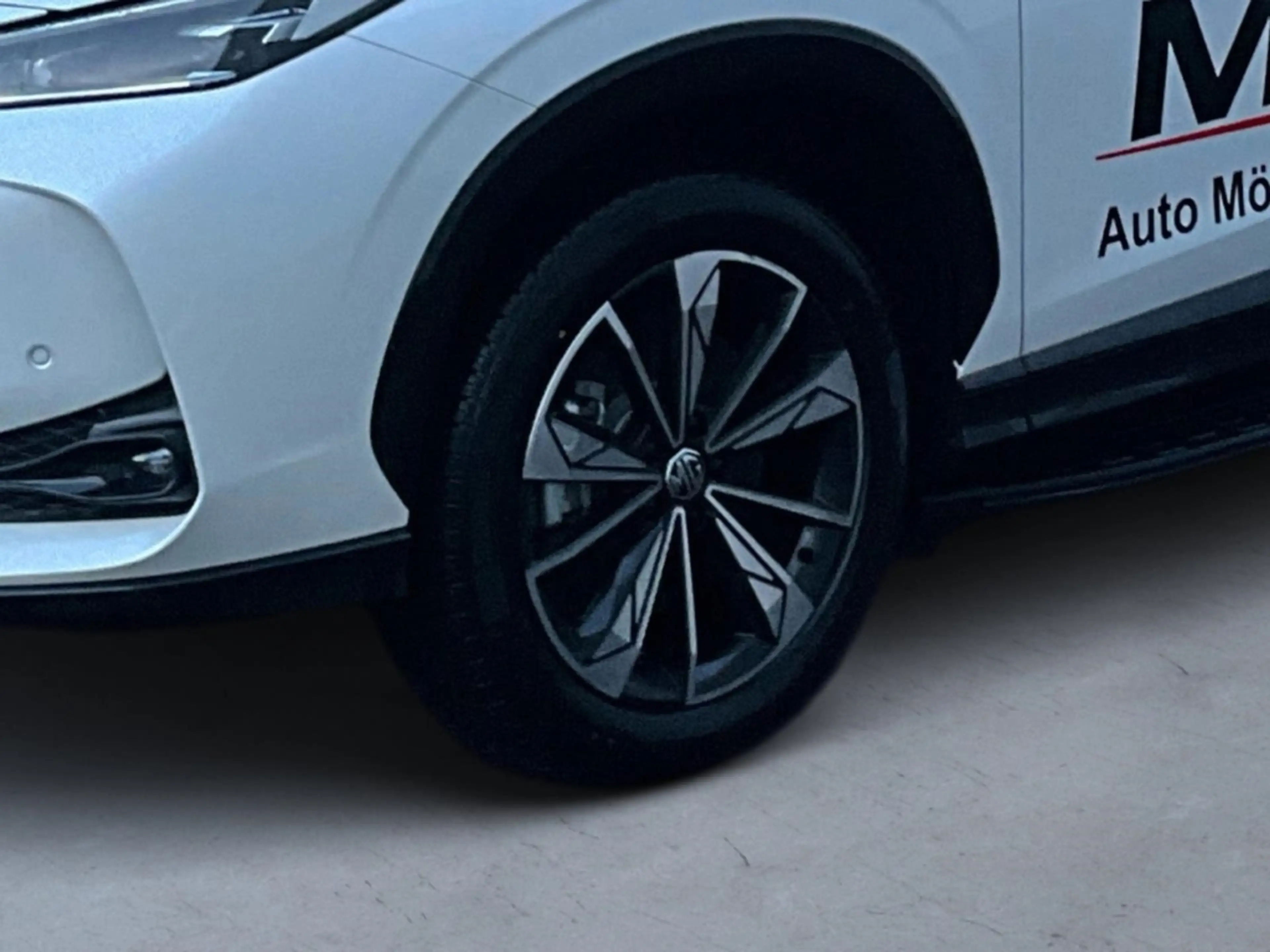 MG HS PHEV LUXURY  Navi Leder 360 Kamera LED DAB — photo 6