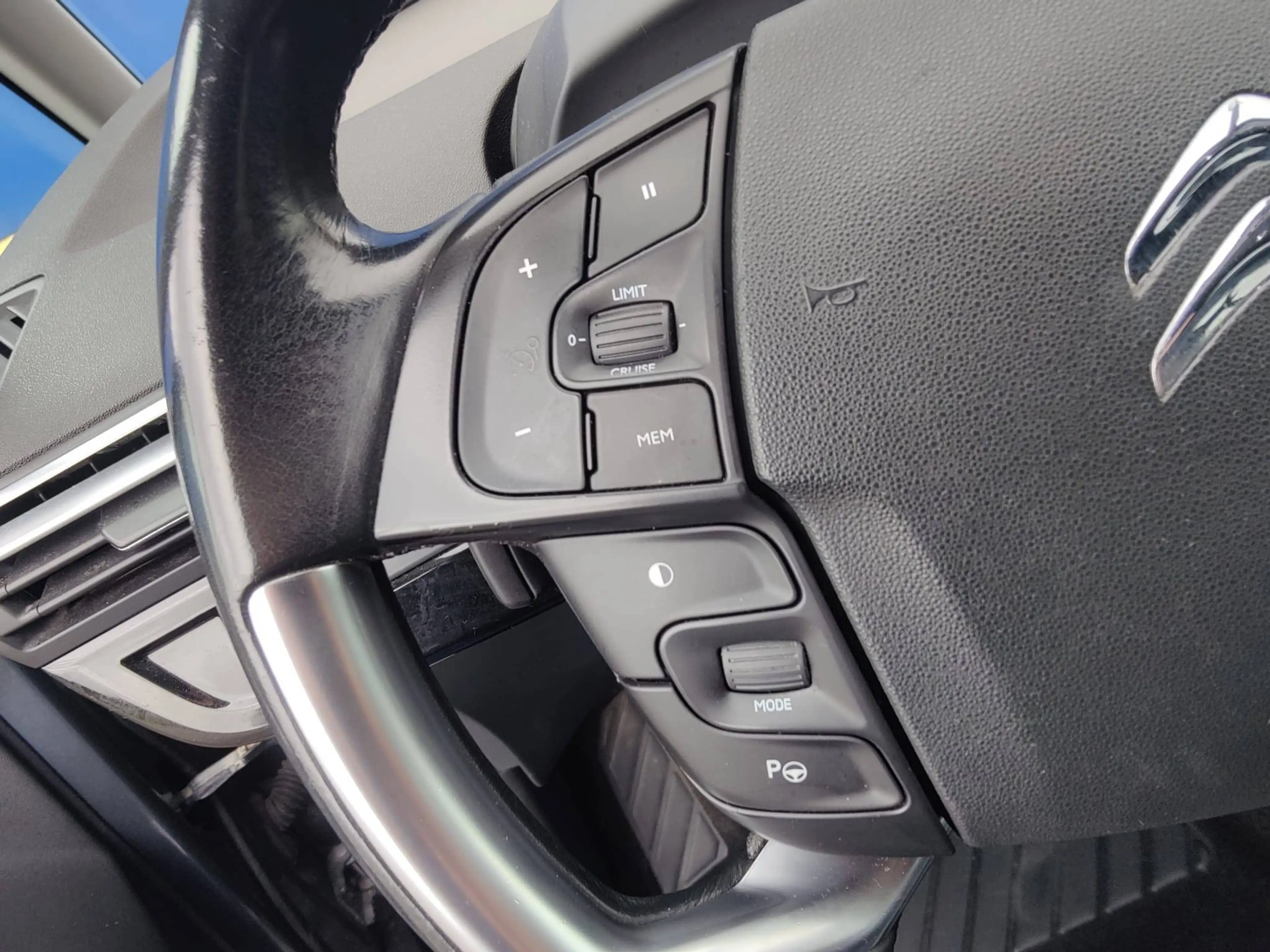 Citroen Grand C4 Picasso Exclusive FULL OPTIONS GARANTIE 12 MOIS — photo 12