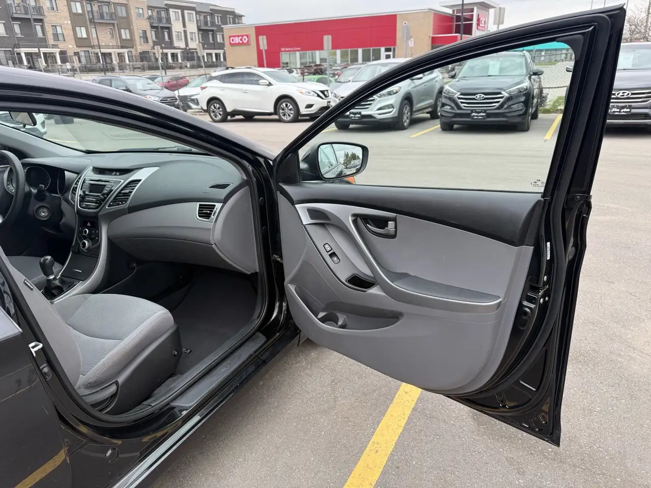 Hyundai ELANTRA снимка Hyundai ELANTRA