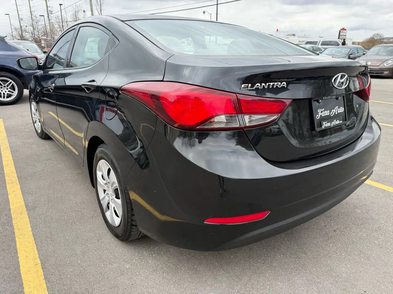 Hyundai ELANTRA снимка Hyundai ELANTRA
